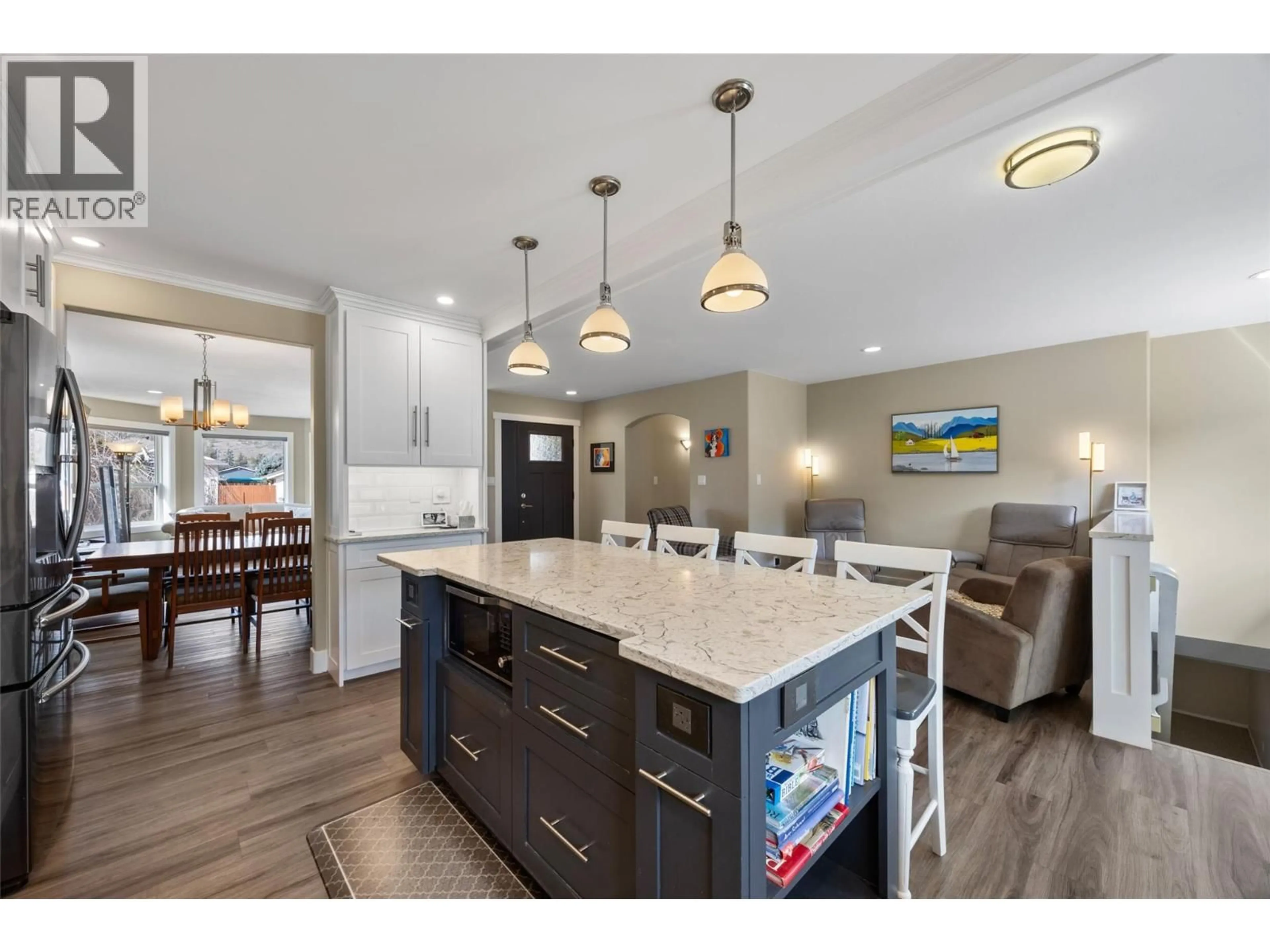 Open concept kitchen, unknown for 229 CHETWYND DRIVE, Kamloops British Columbia V2H1L7