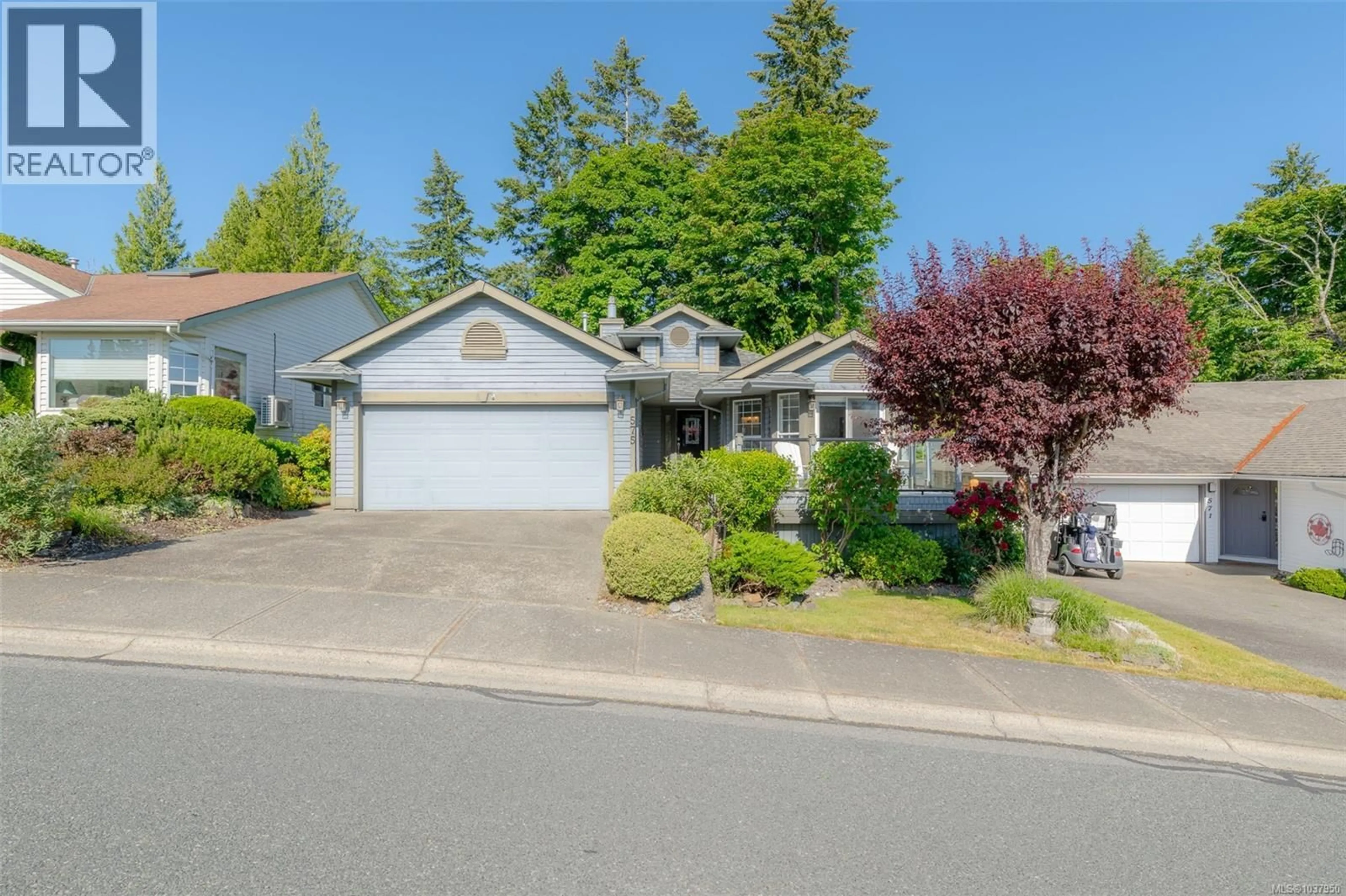 Home with vinyl exterior material, street for 575 MARINE VIEW, Cobble Hill British Columbia V8H0K8