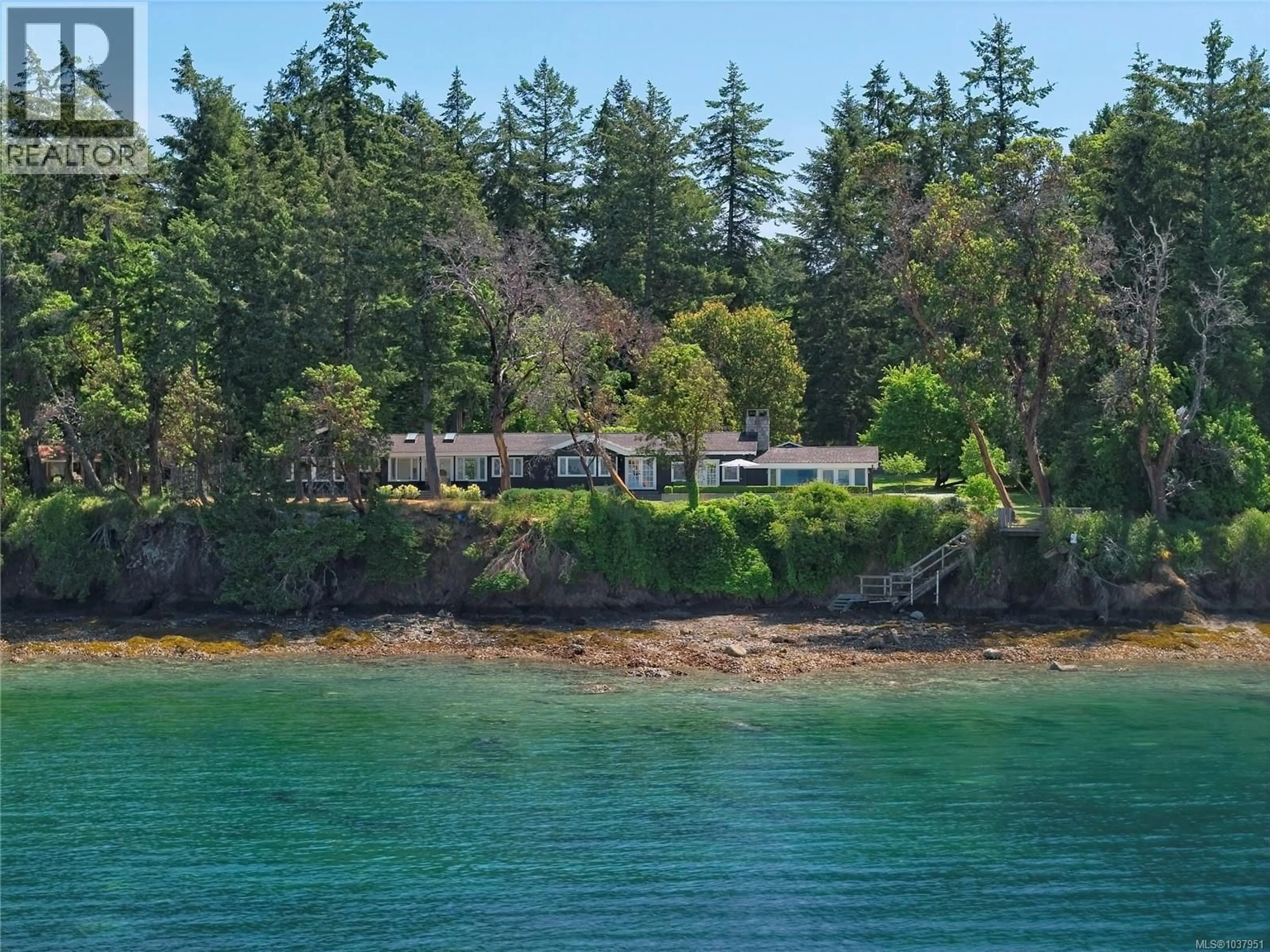 A pic from outside/outdoor area/front of a property/back of a property/a pic from drone, water/lake/river/ocean view for 123 SWAN POINT ROAD, Salt Spring British Columbia V8K2X5