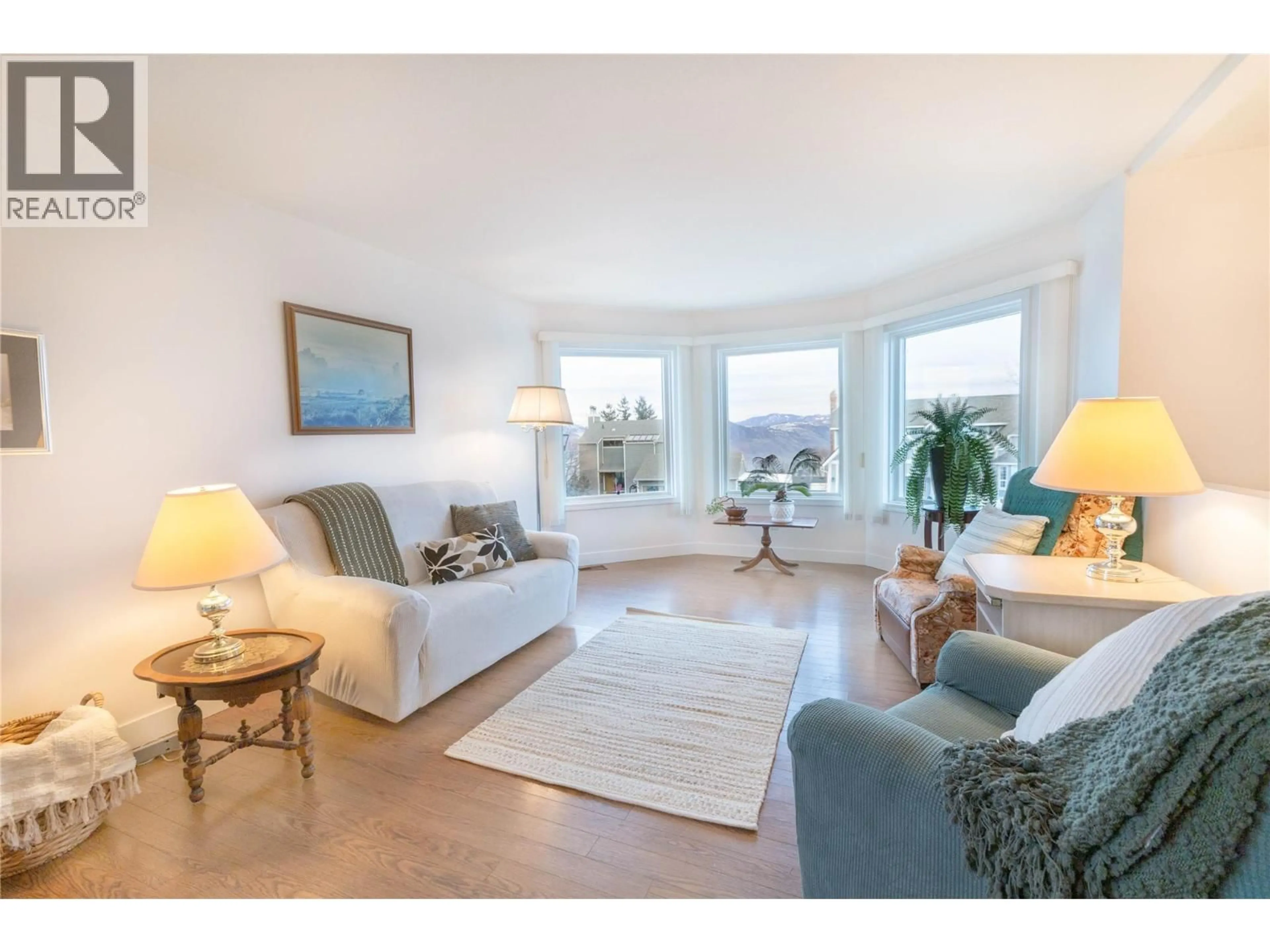 Living room with furniture, unknown for 2158 GARYMEDE DRIVE, Kamloops British Columbia V1S1N9