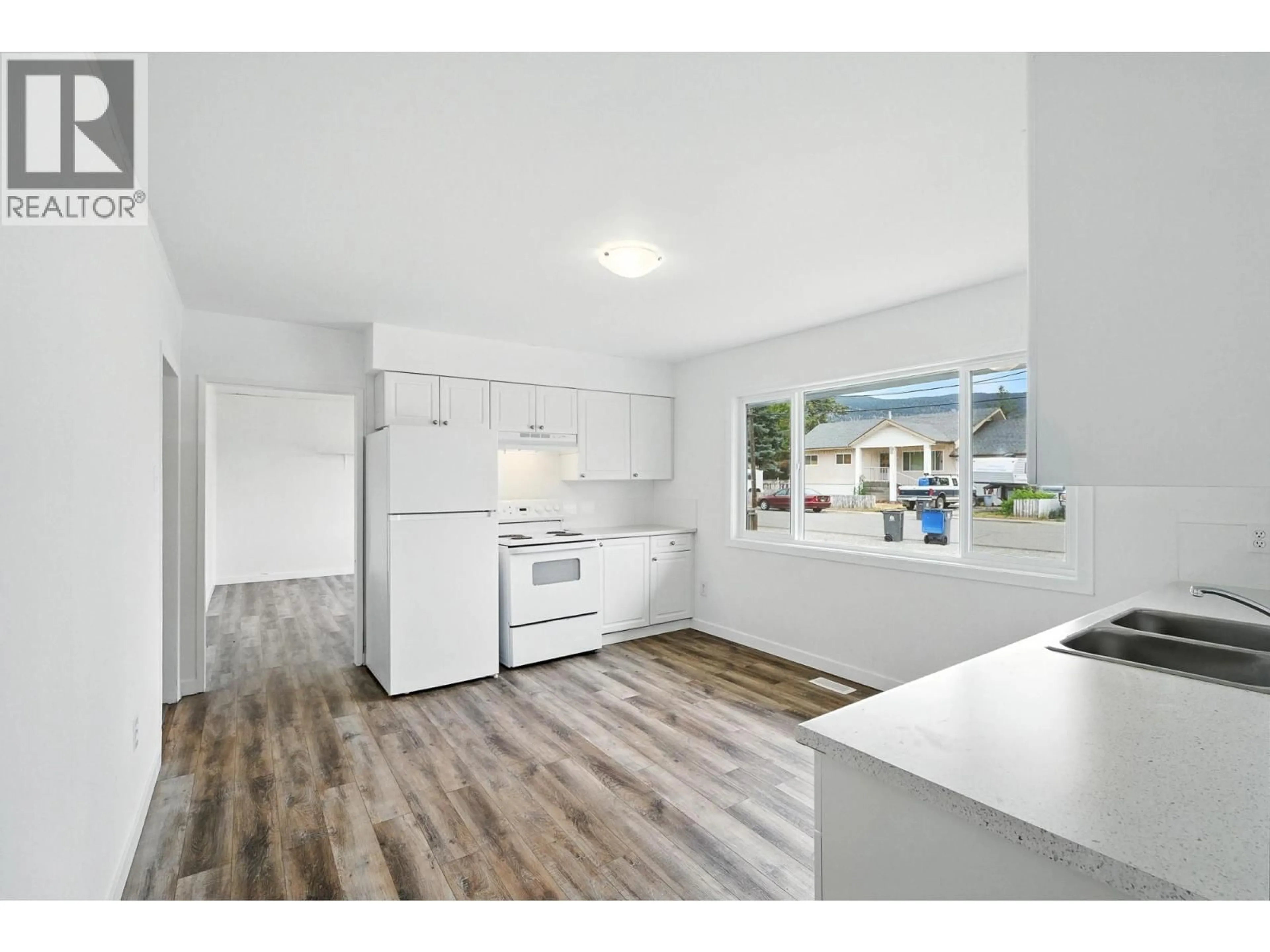 Standard kitchen, unknown for 2564 COUTLEE AVENUE, Merritt British Columbia V1K1B8