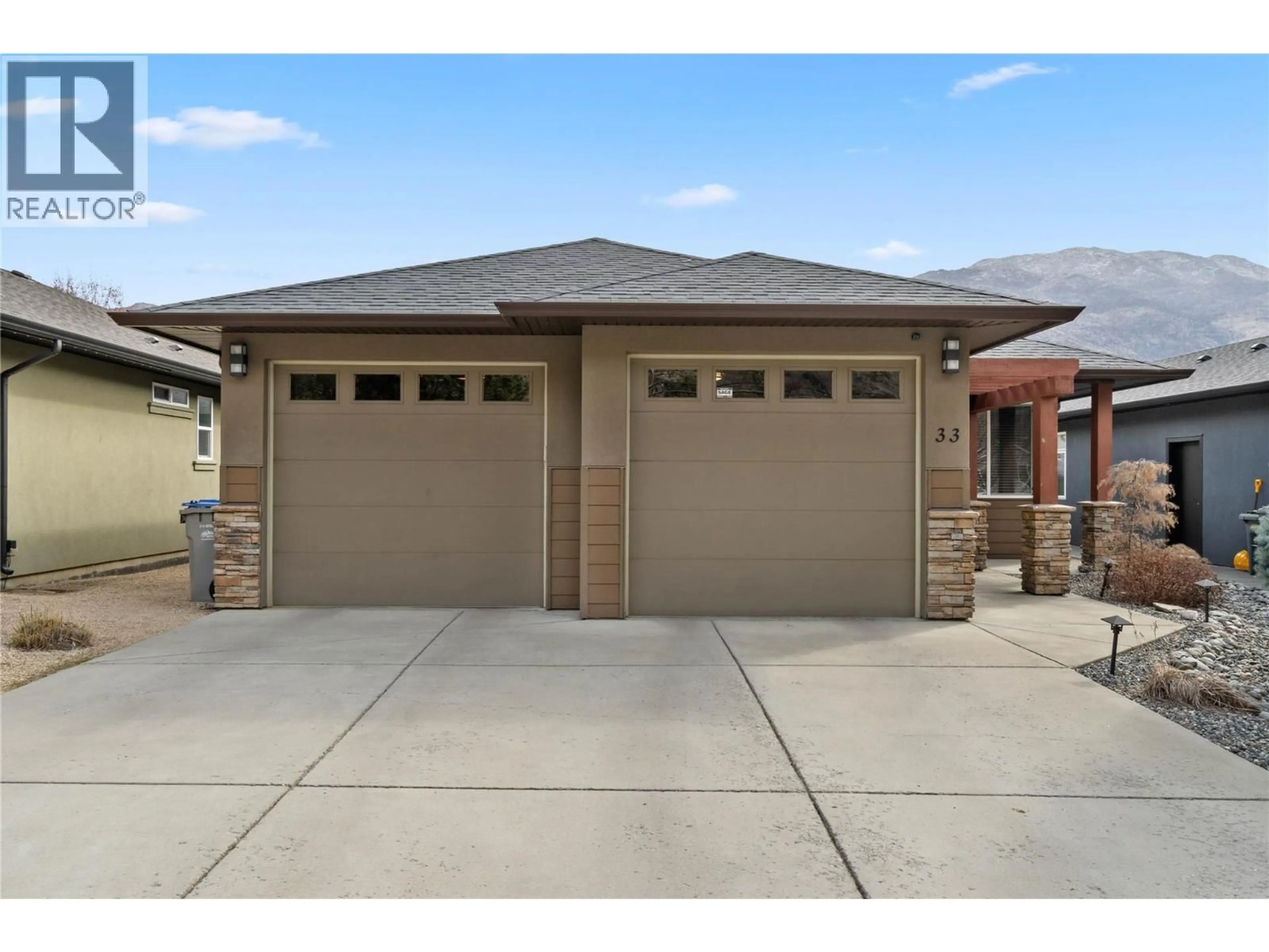 Indoor garage for 33 - 3665 WESTSYDE ROAD, Kamloops British Columbia V2B7H5