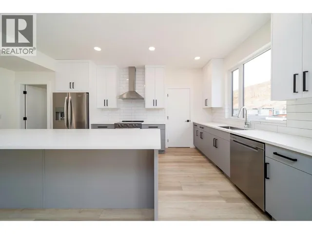 3758 DAVIDSON COURT, West Kelowna 5