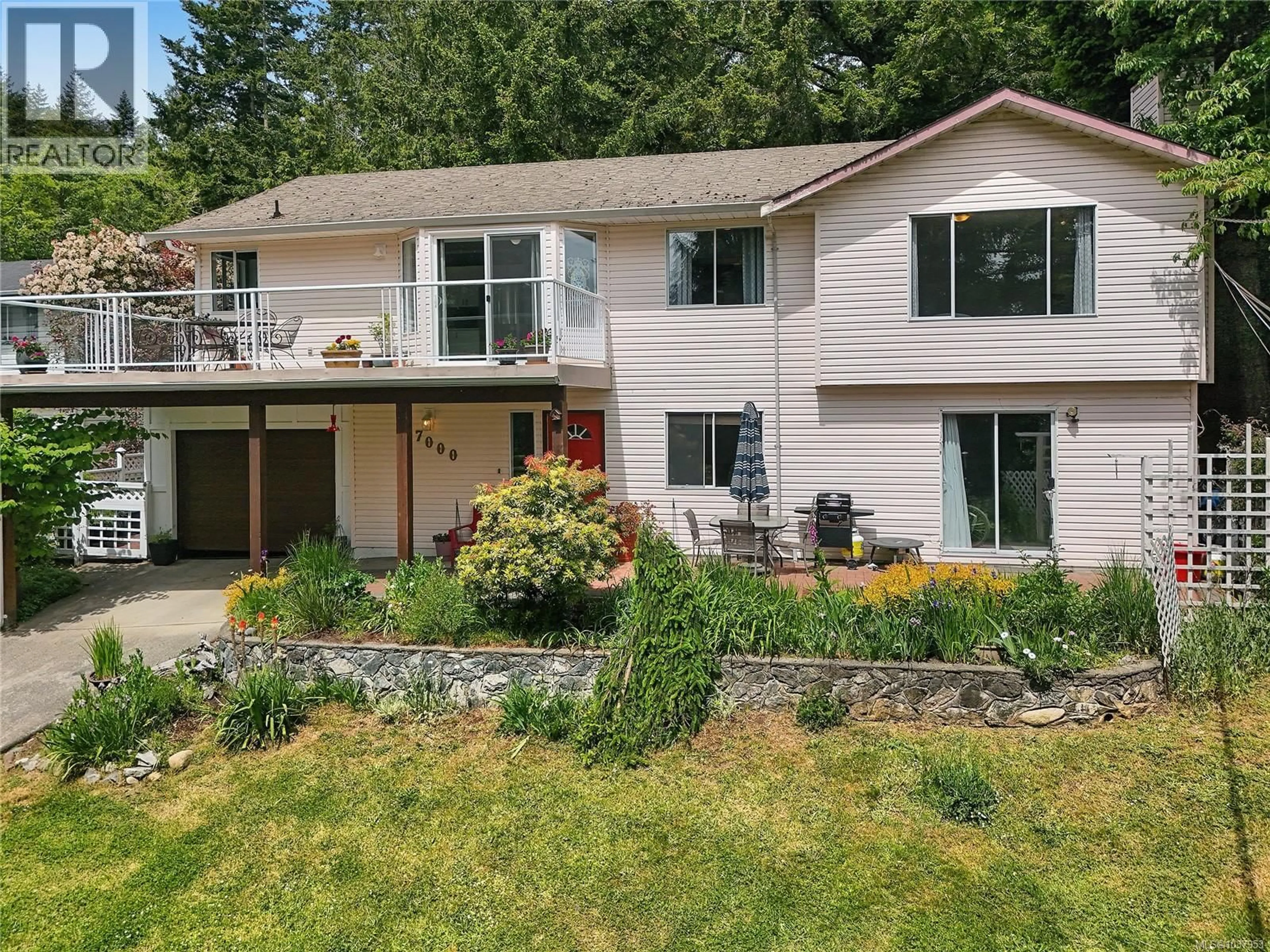 Home with vinyl exterior material, unknown for 7000 MAPLE PARK TERRACE, Sooke British Columbia V9Z0N2