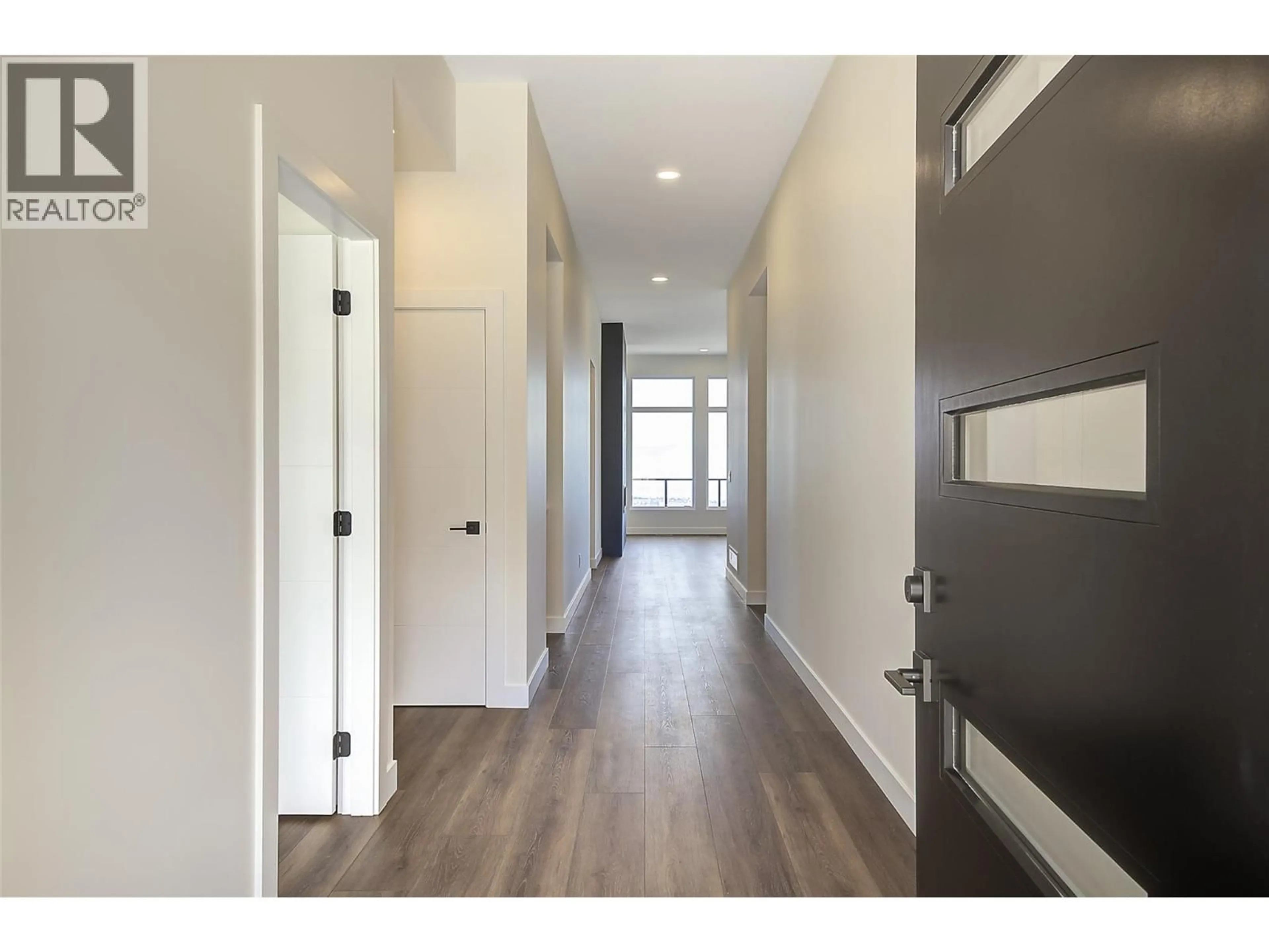 Indoor entryway for 3765 DAVIDSON COURT, West Kelowna British Columbia V4T0B1