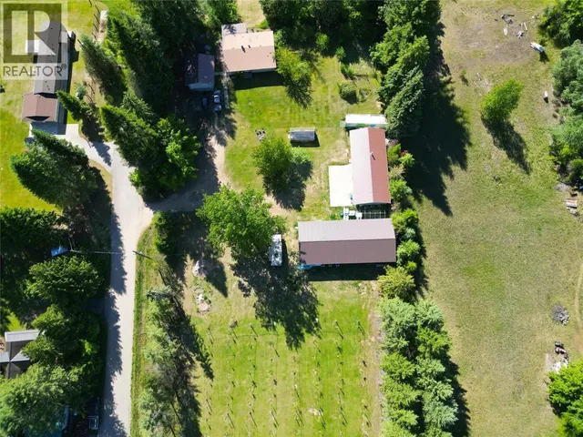 1062 SCAMP ROAD, Castlegar 3
