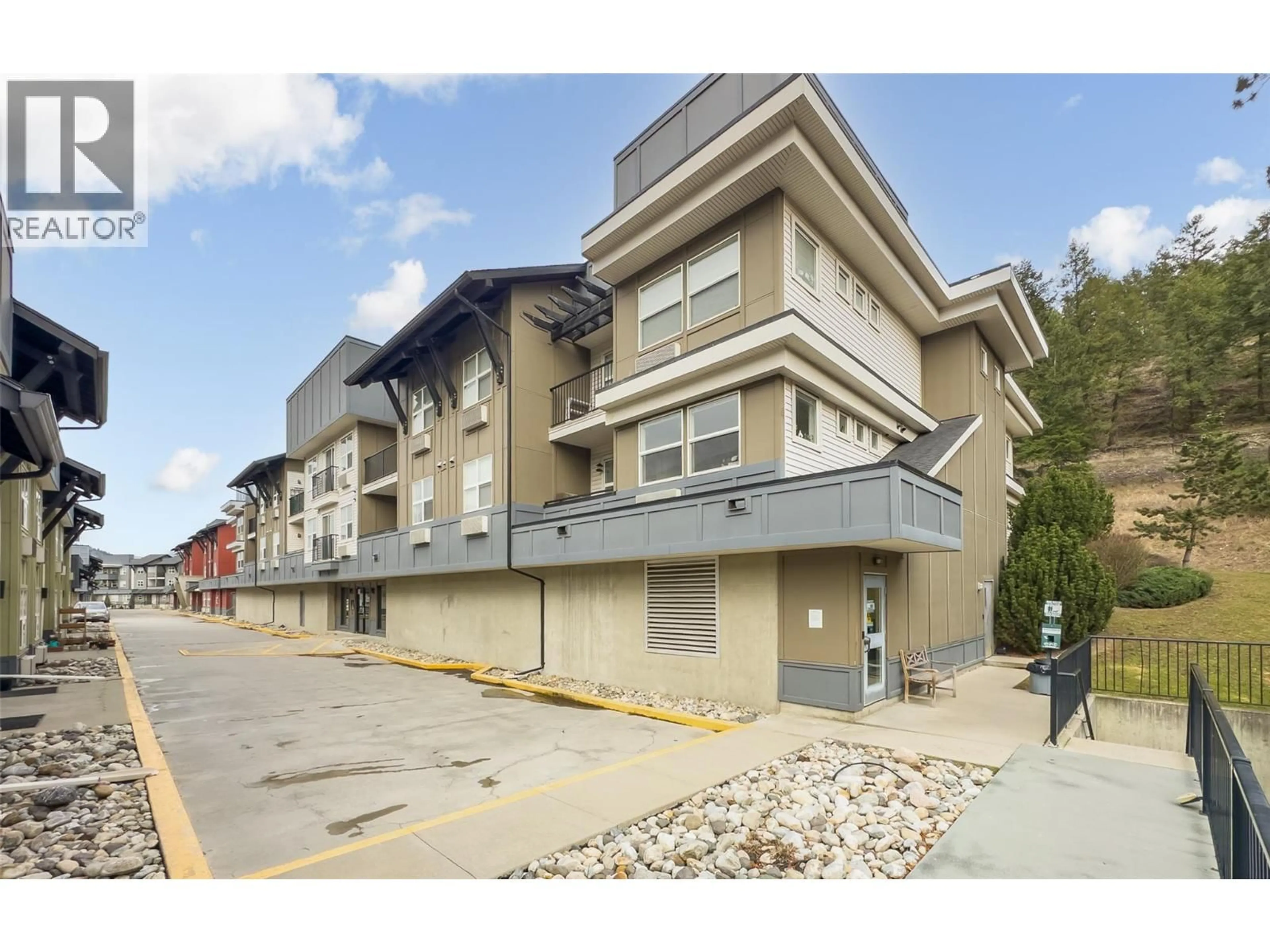 Unknown for 202 - 1483 GLENMORE ROAD NORTH, Kelowna British Columbia V1V2C5