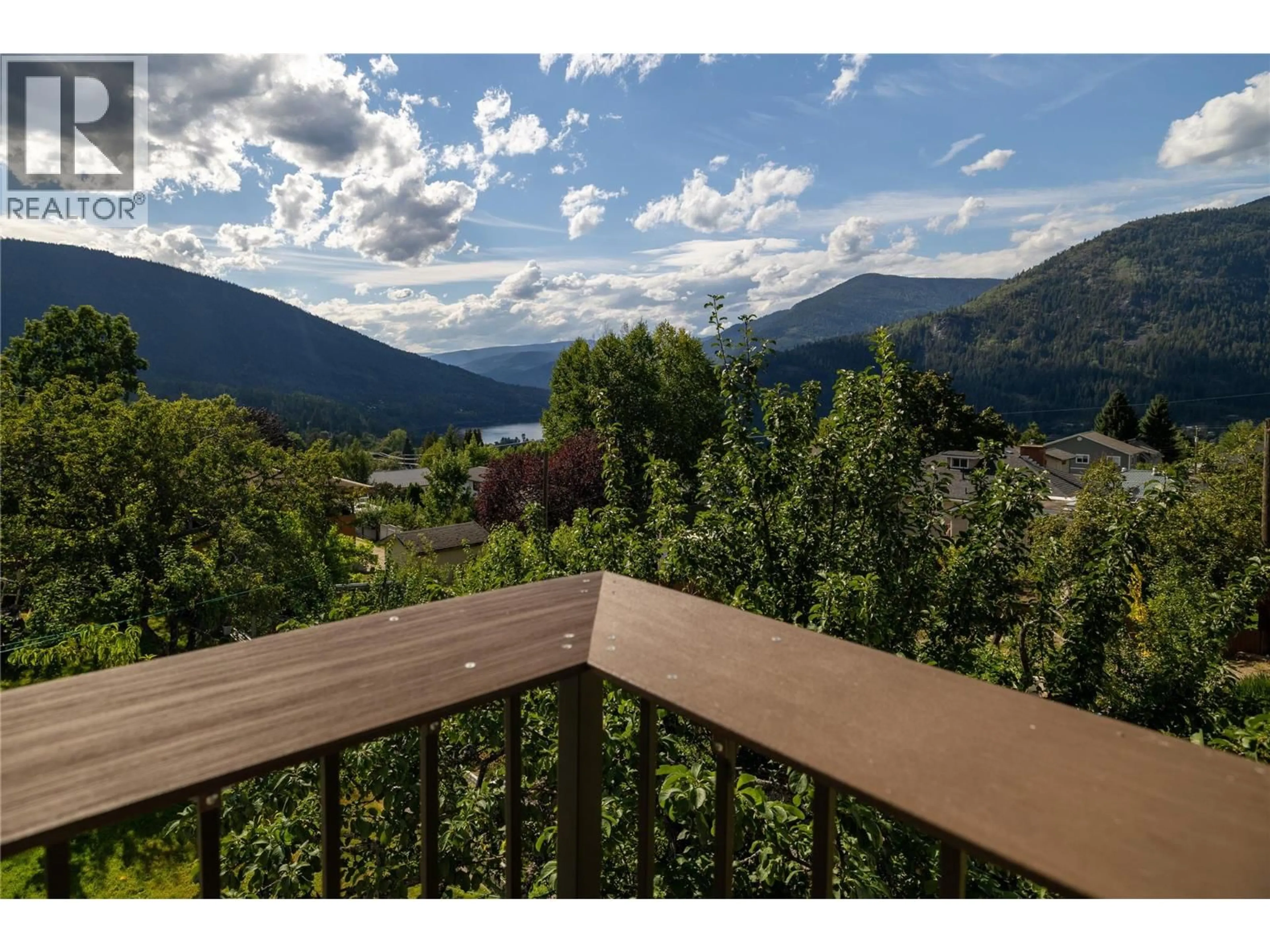 Unknown for 1324 CEDAR STREET, Nelson British Columbia V1L2E8