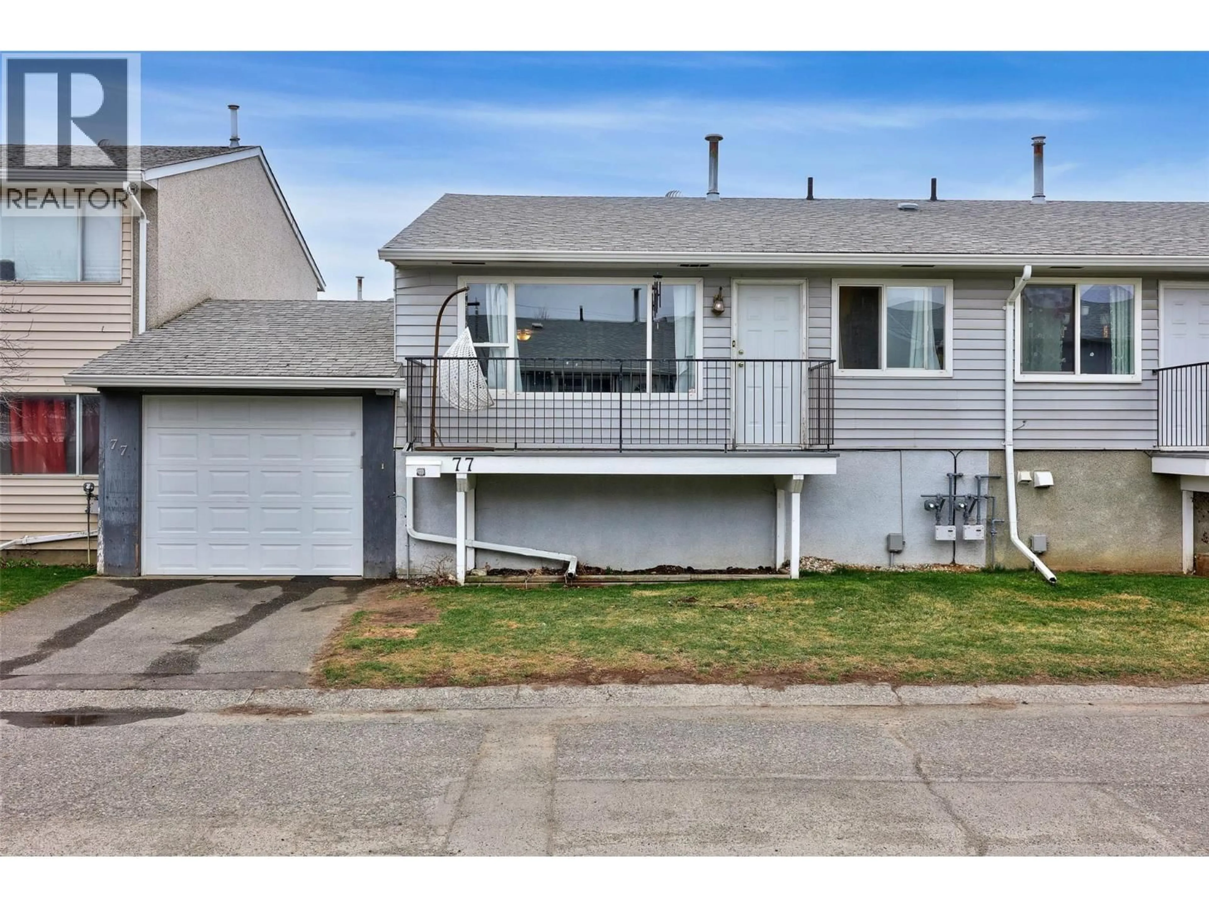 Home with vinyl exterior material, street for 77 - 800 VALHALLA DRIVE, Kamloops British Columbia V2B1R8