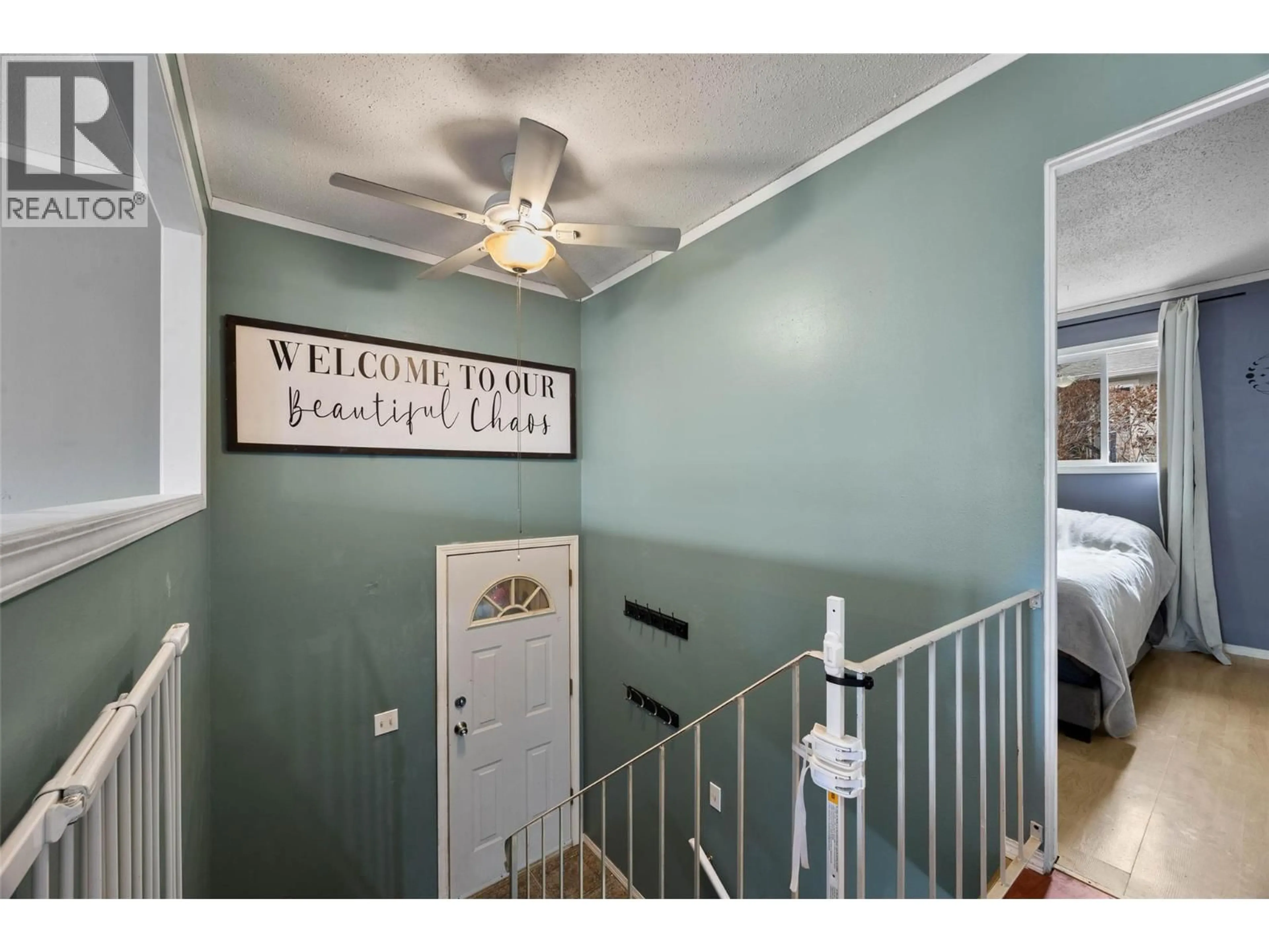 Indoor entryway for 77 - 800 VALHALLA DRIVE, Kamloops British Columbia V2B1R8