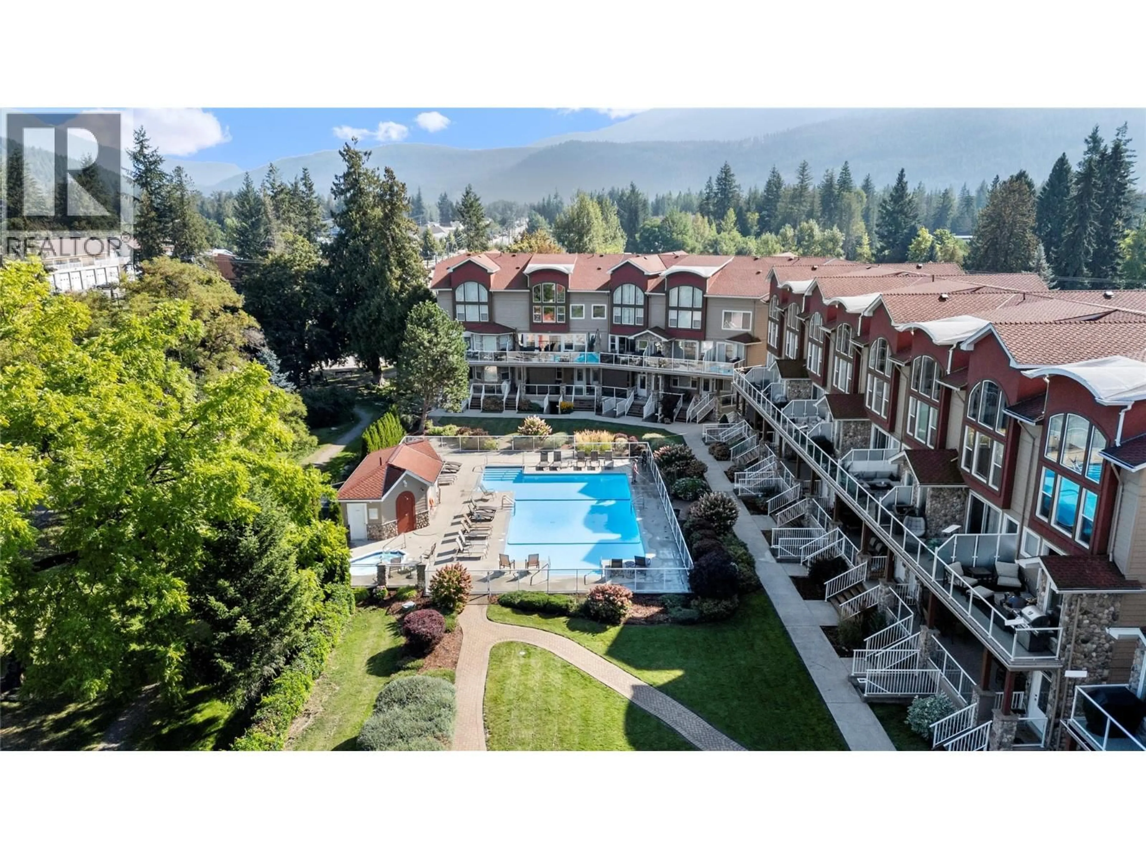 A pic from outside/outdoor area/front of a property/back of a property/a pic from drone, mountain view for 3 - 1130 RIVERSIDE AVENUE, Sicamous British Columbia V0E2V0