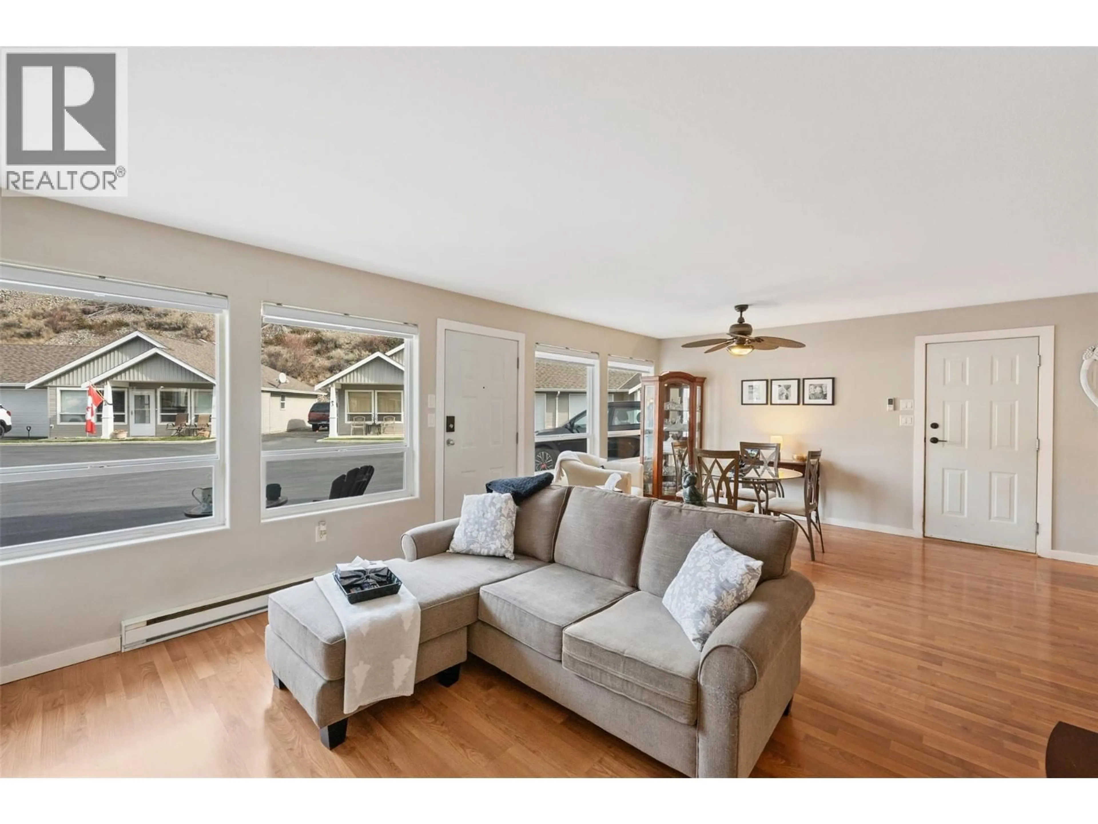 Living room with furniture, unknown for 8 - 601 9TH STREET, Keremeos British Columbia V0X1N3