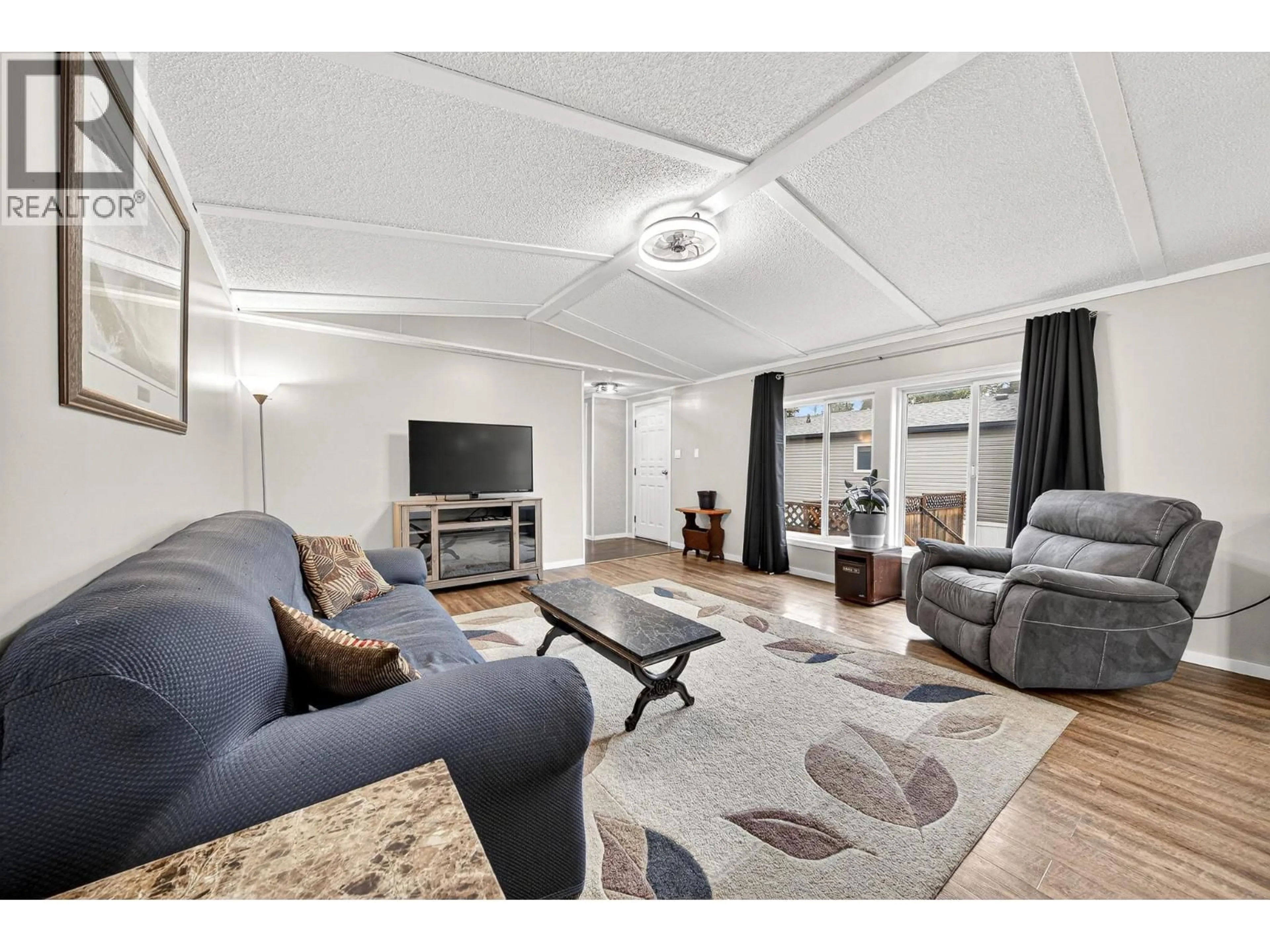 Living room with furniture, unknown for 14 - 100 INDUSTRIAL ROAD 1 ROAD, Sparwood British Columbia V0B2G1