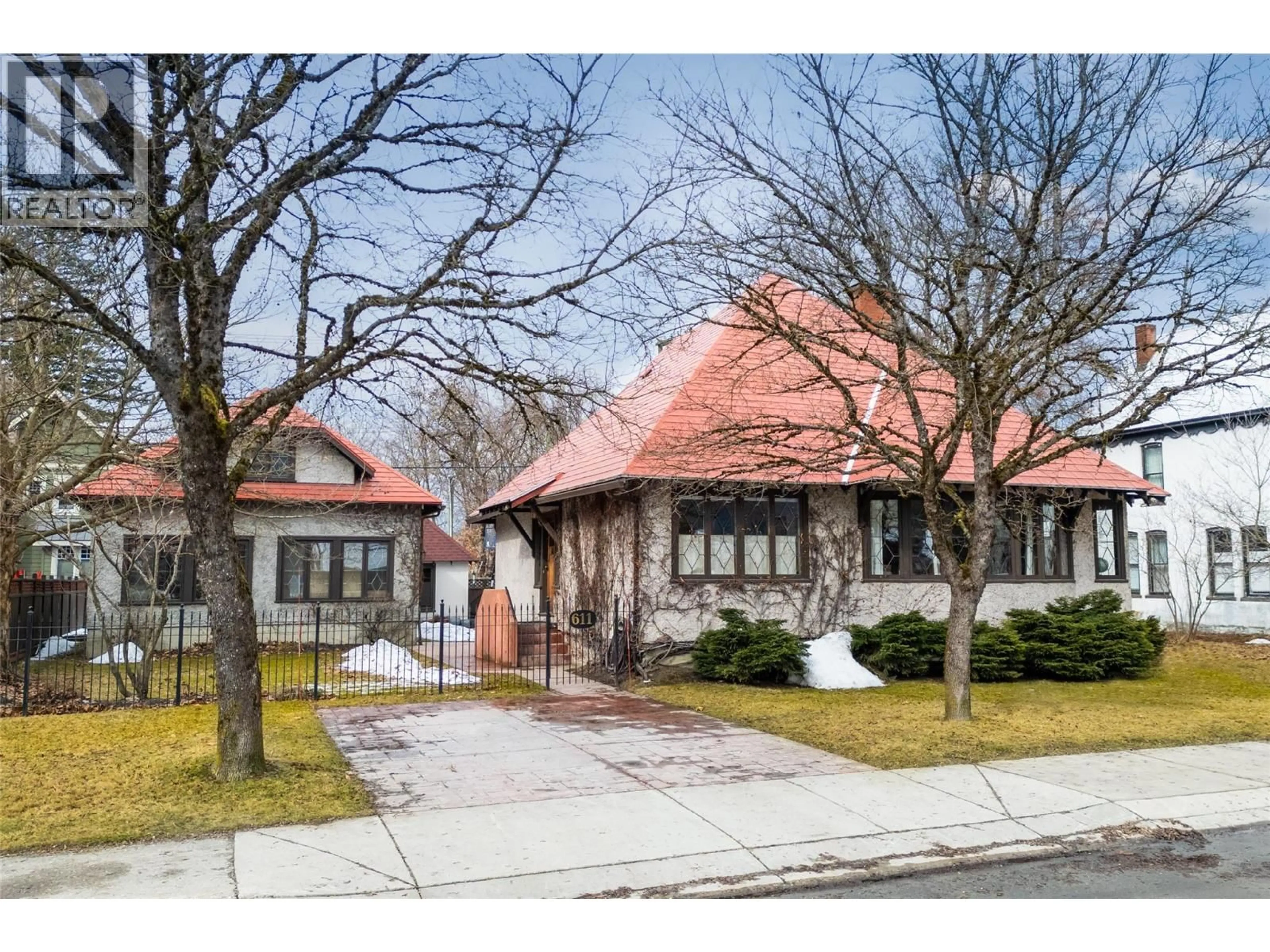 Home with brick exterior material, street for 611 MACKENZIE AVENUE, Revelstoke British Columbia V0E2S0