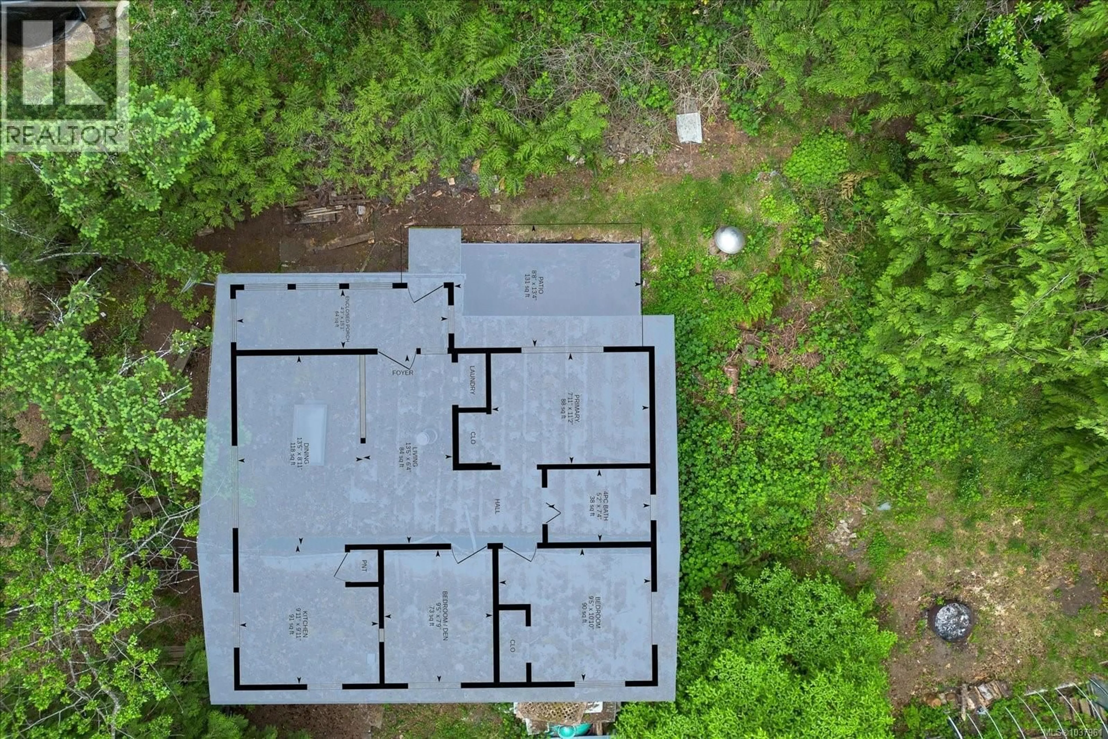 A pic from outside/outdoor area/front of a property/back of a property/a pic from drone, building for 101 PIRATES LANE, Protection Island British Columbia V9R6R1