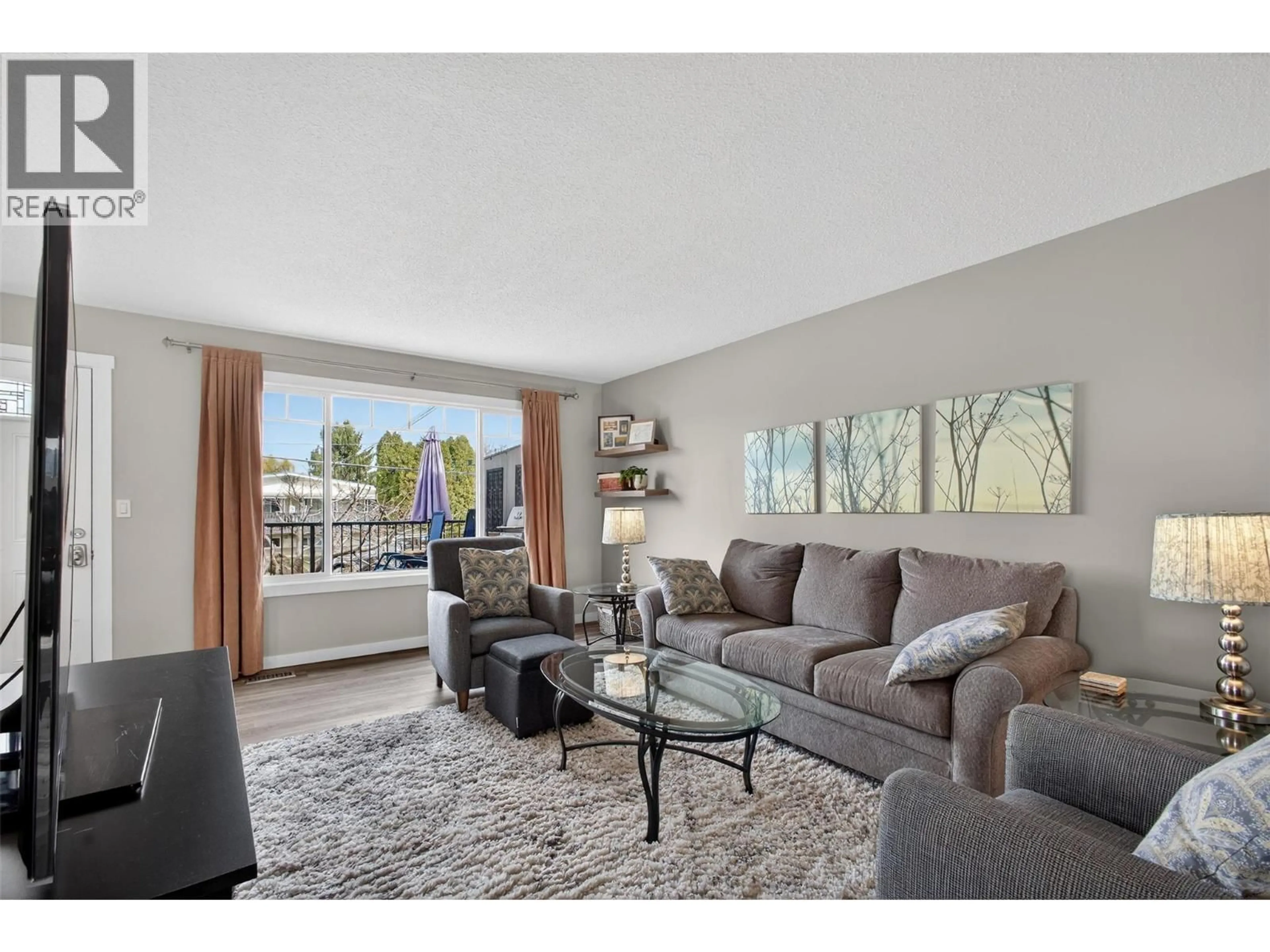 Living room with furniture, unknown for 1085 ALTA DENA ROAD, Kelowna British Columbia V1X4K1