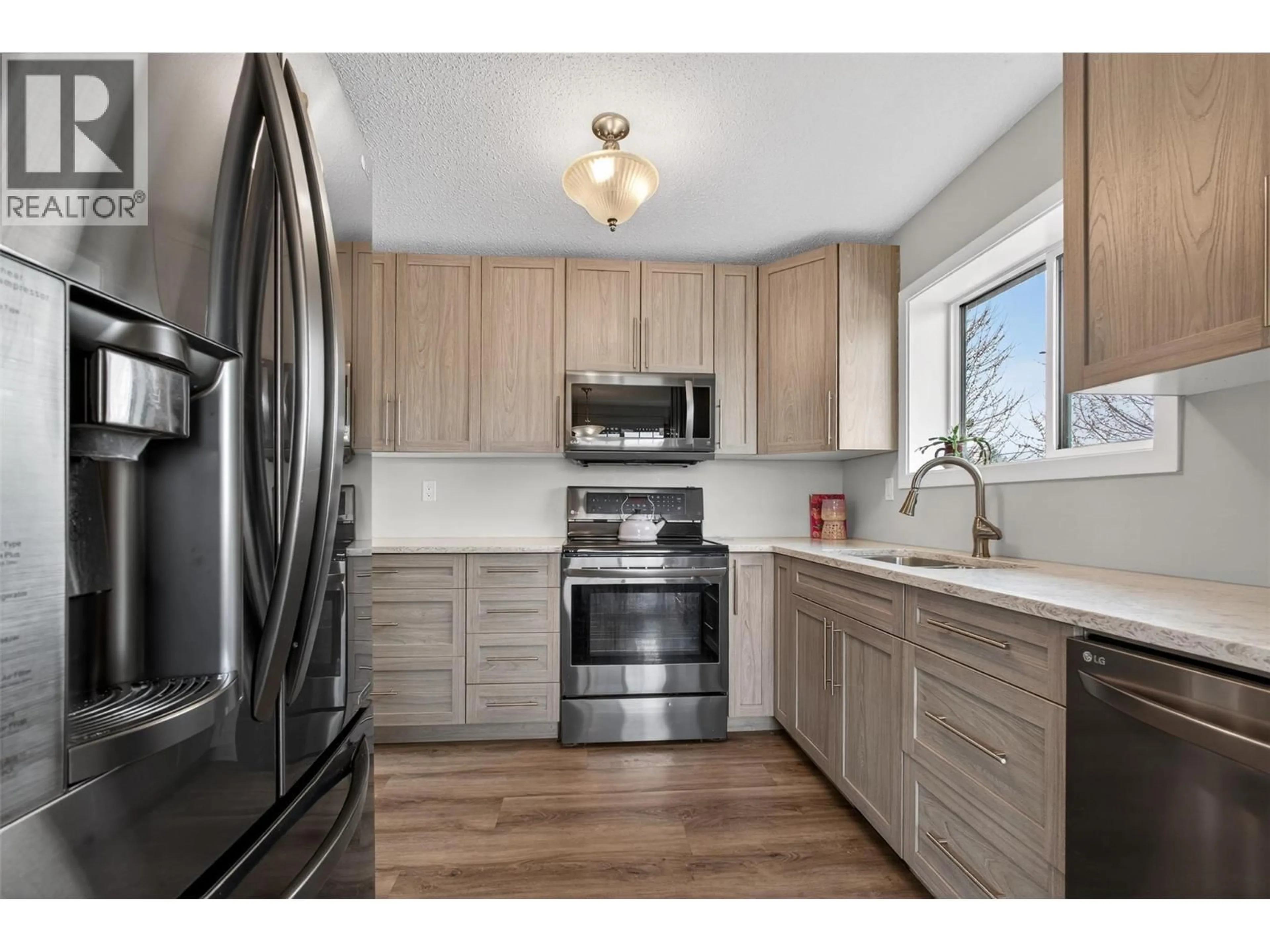 Unknown for 1085 ALTA DENA ROAD, Kelowna British Columbia V1X4K1