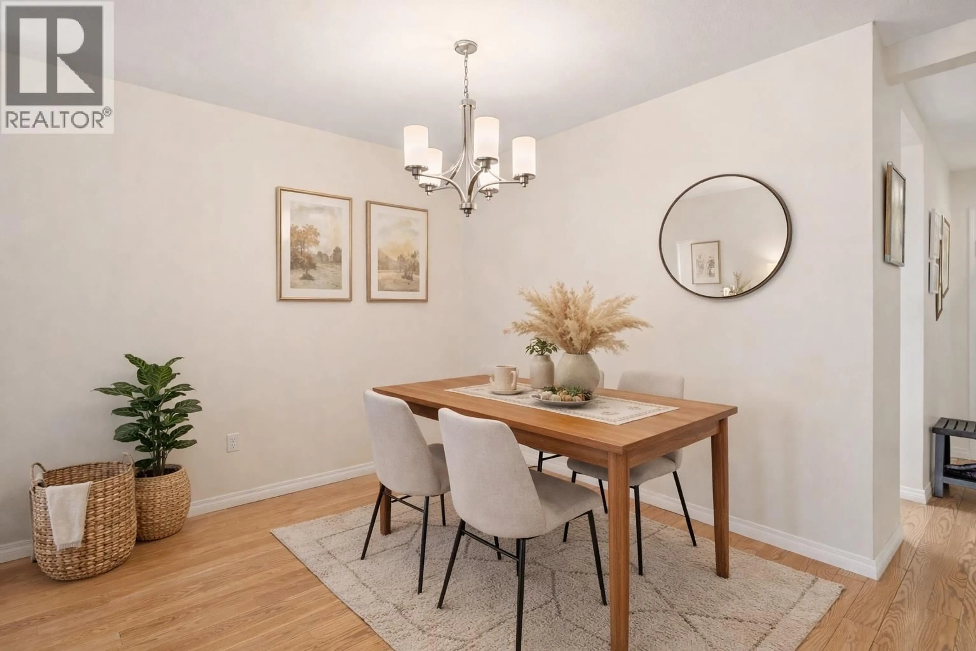 Dining room, wood/laminate floor for 116 - 1965 DURNIN ROAD, Kelowna British Columbia V1X7K6