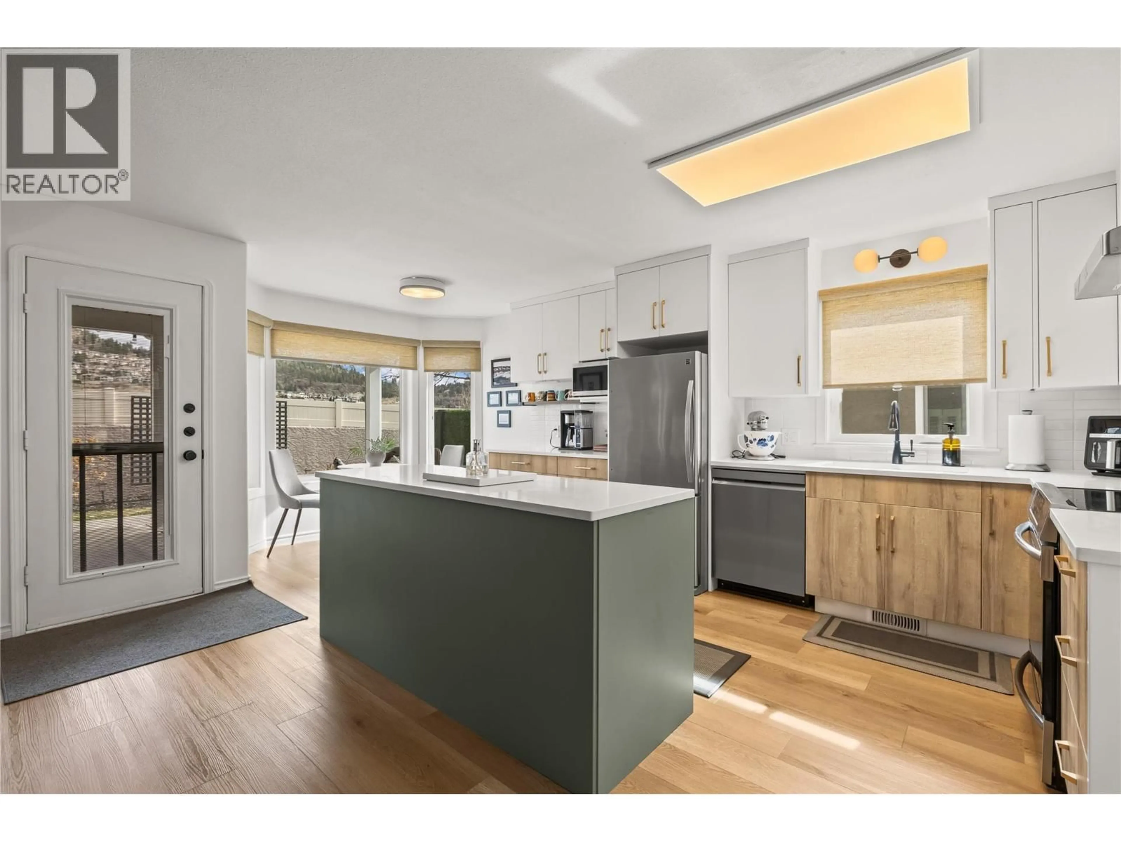 Open concept kitchen, unknown for 14 - 615 GLENMEADOWS ROAD, Kelowna British Columbia V1V1N9