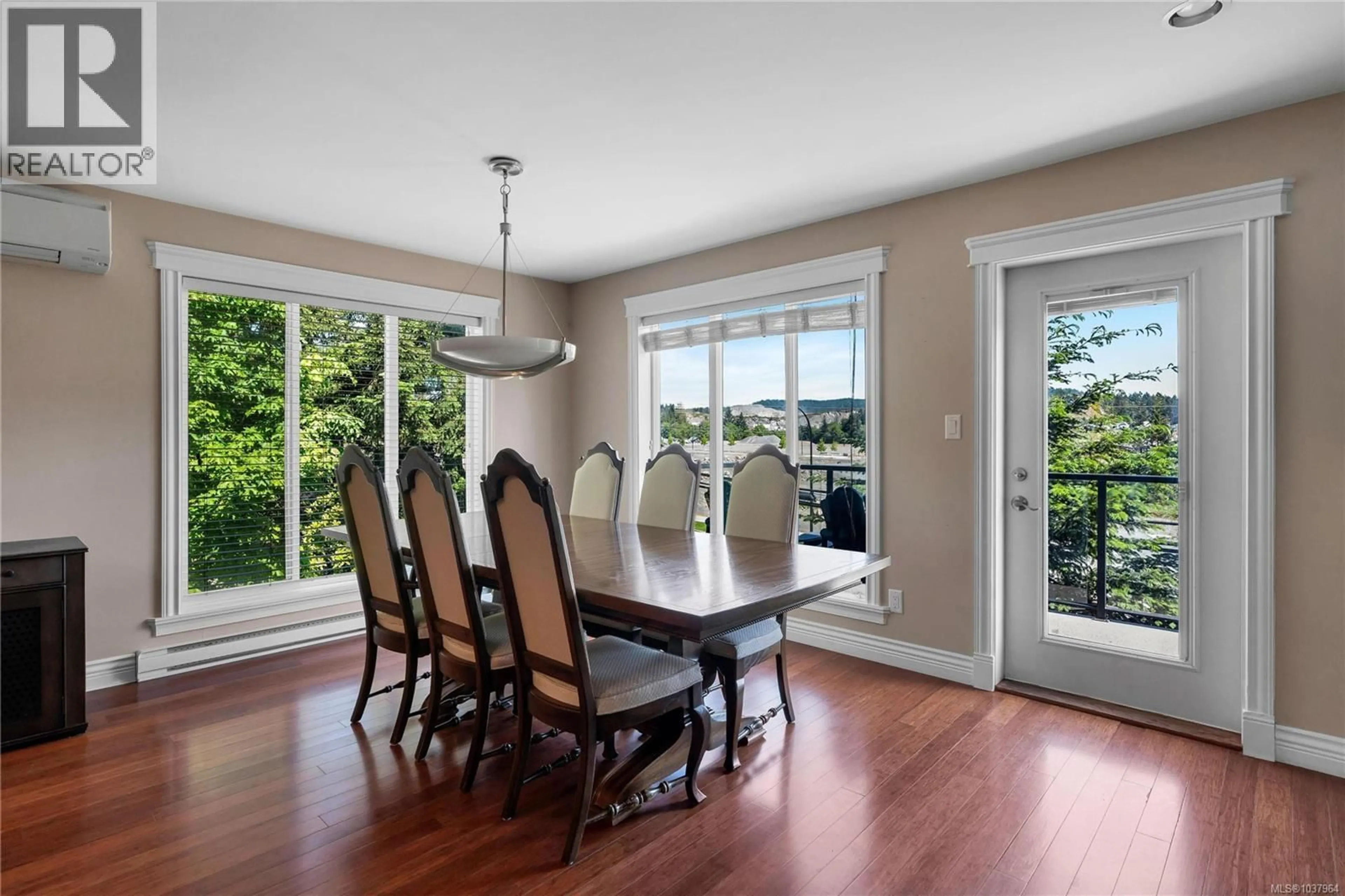 Dining room, wood/laminate floor for 721 NIRWAN PLACE, Langford British Columbia V9B6H4