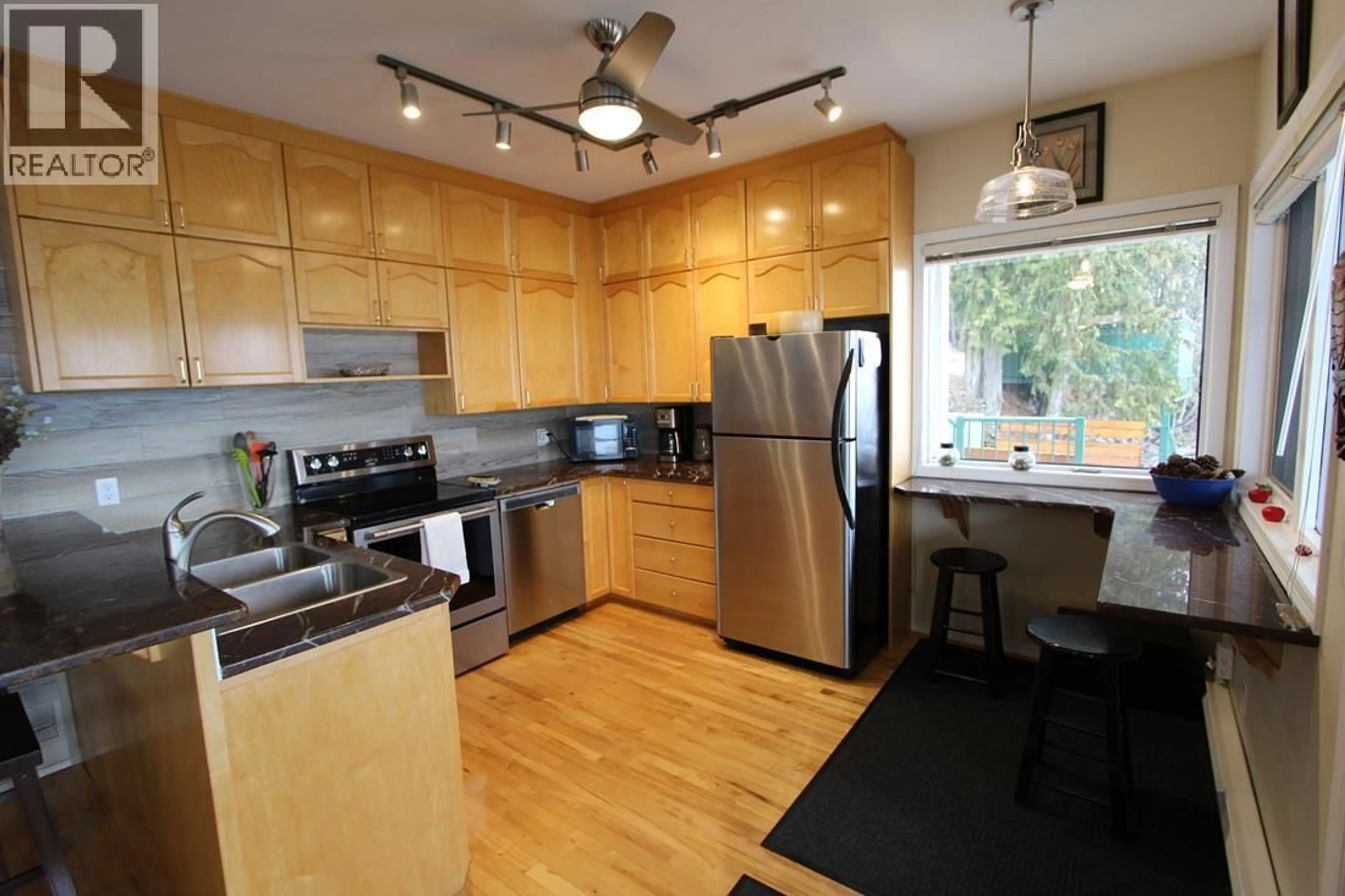 Unknown for 1B - 3935 EAGLE BAY ROAD, Eagle Bay British Columbia V0E1T0