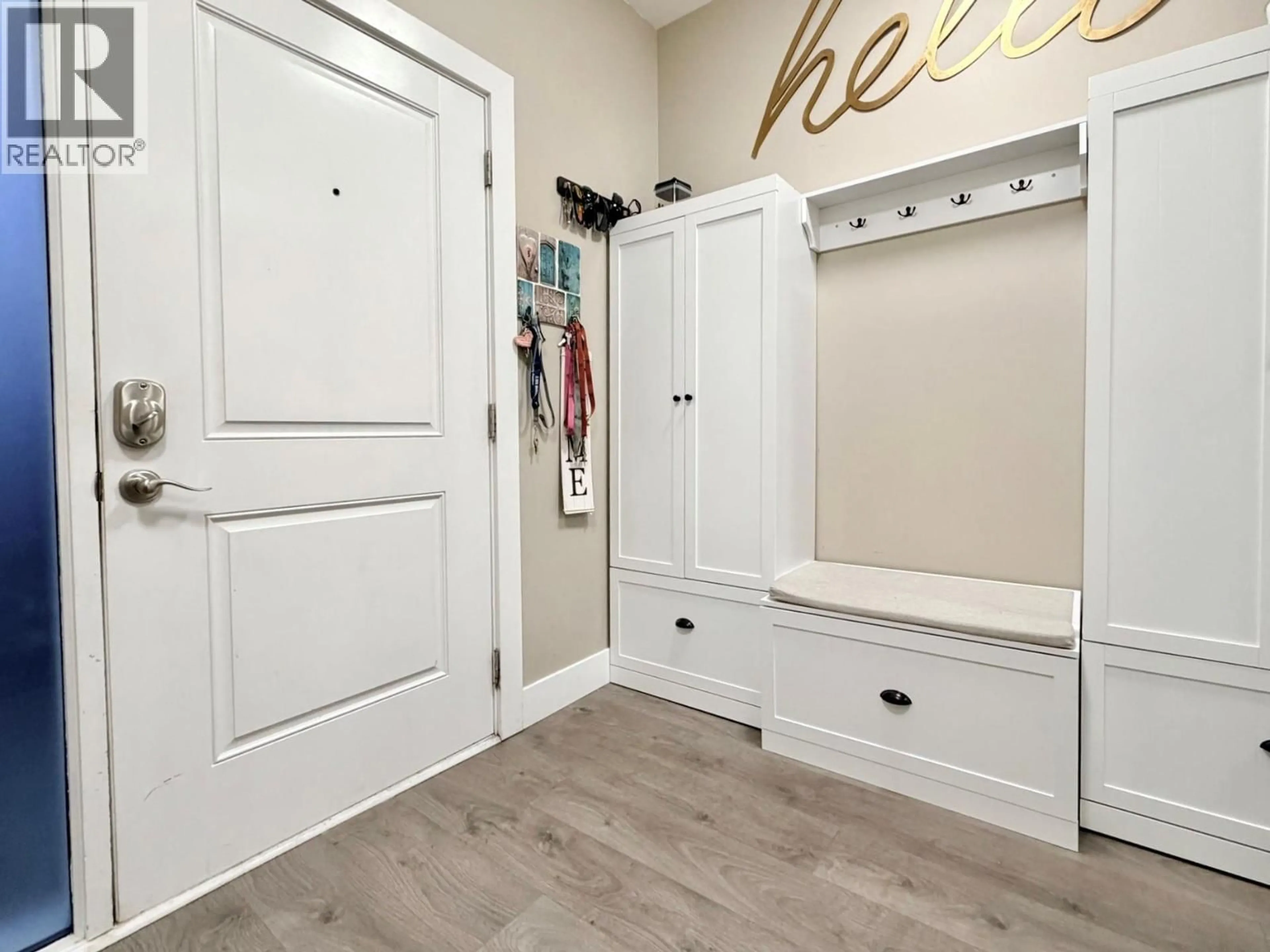Indoor entryway for 105 - 240 FORESTBROOK DRIVE, Penticton British Columbia V2A2E3