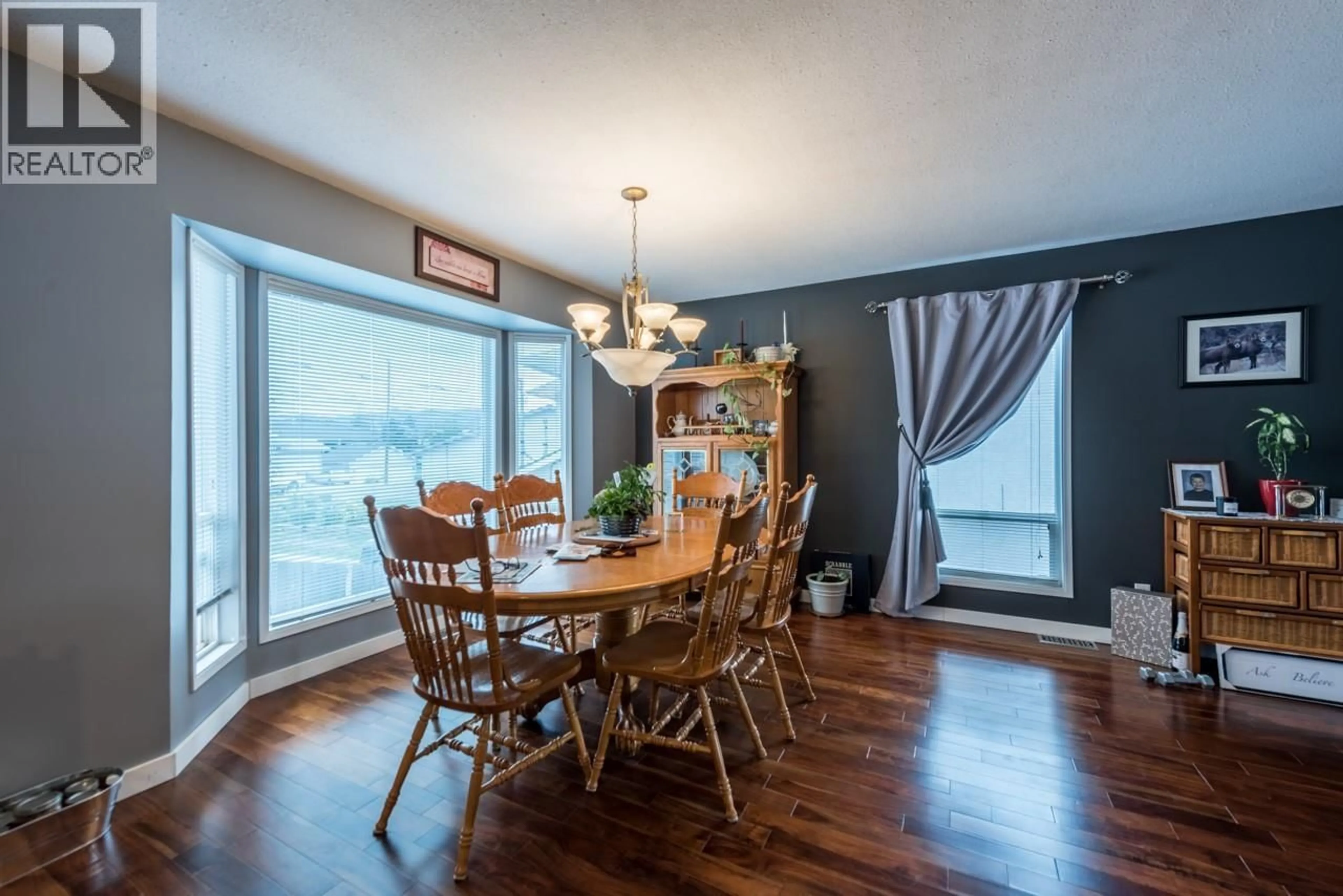 Dining room, wood/laminate floor for 1172 KAMWOOD PLACE, Kamloops British Columbia V2B8J9