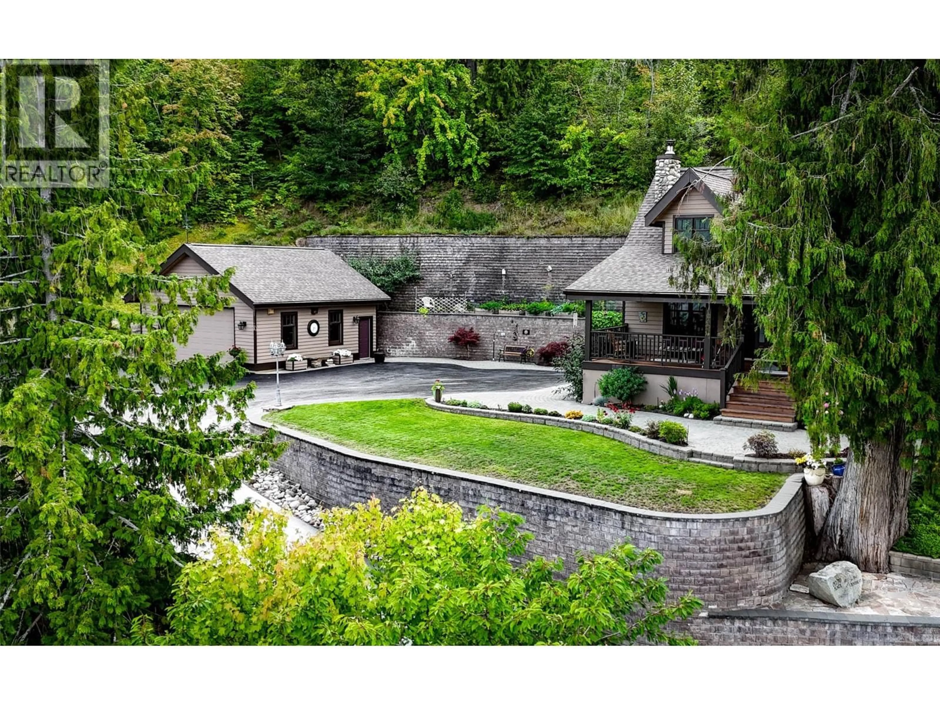 A pic from outside/outdoor area/front of a property/back of a property/a pic from drone, unknown for 3544 CENTRE STREET, Ainsworth British Columbia V0G1A0