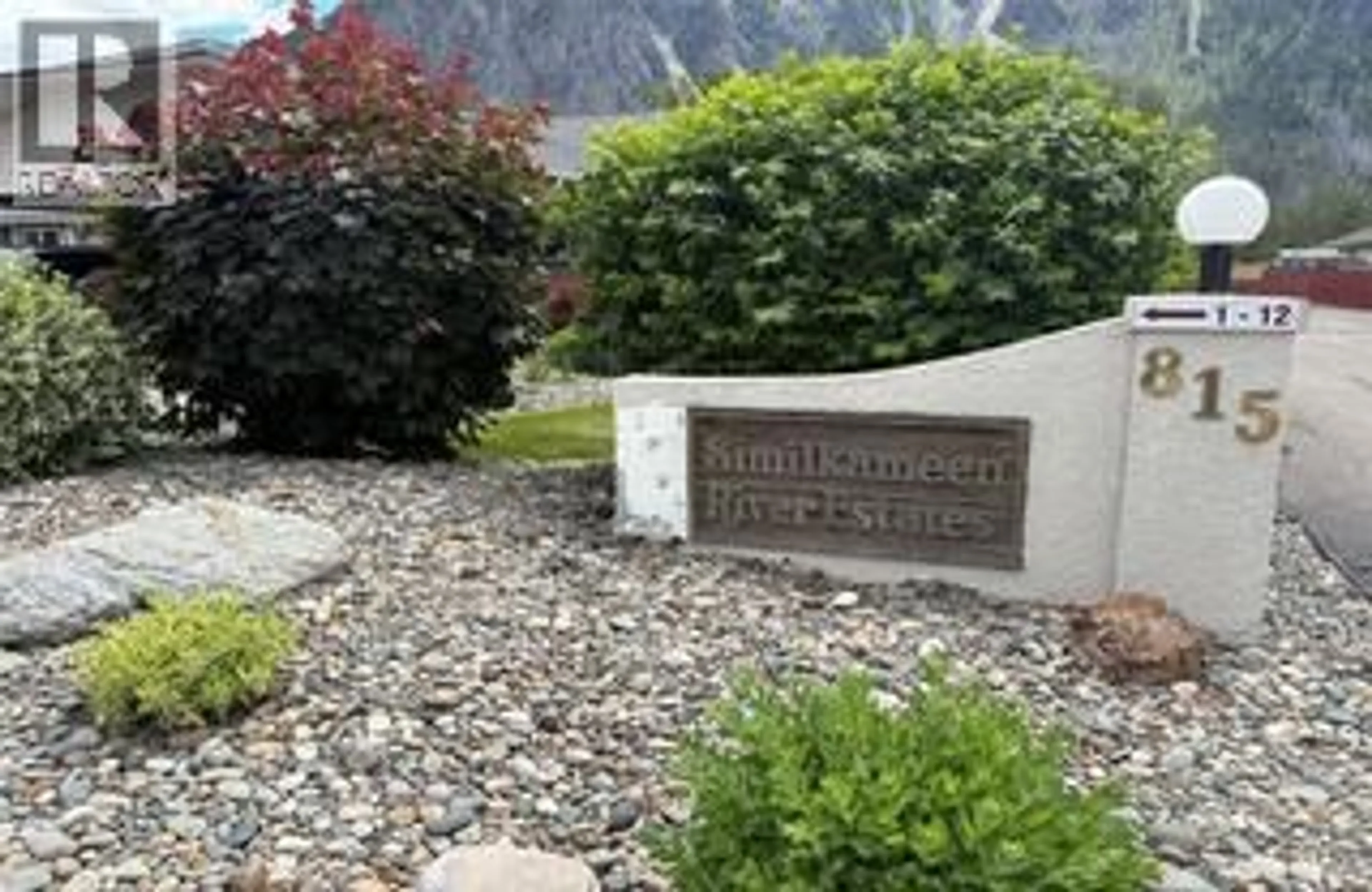 A pic from outside/outdoor area/front of a property/back of a property/a pic from drone, mountain view for 2 - 815 11TH AVENUE, Keremeos British Columbia V0X1N3