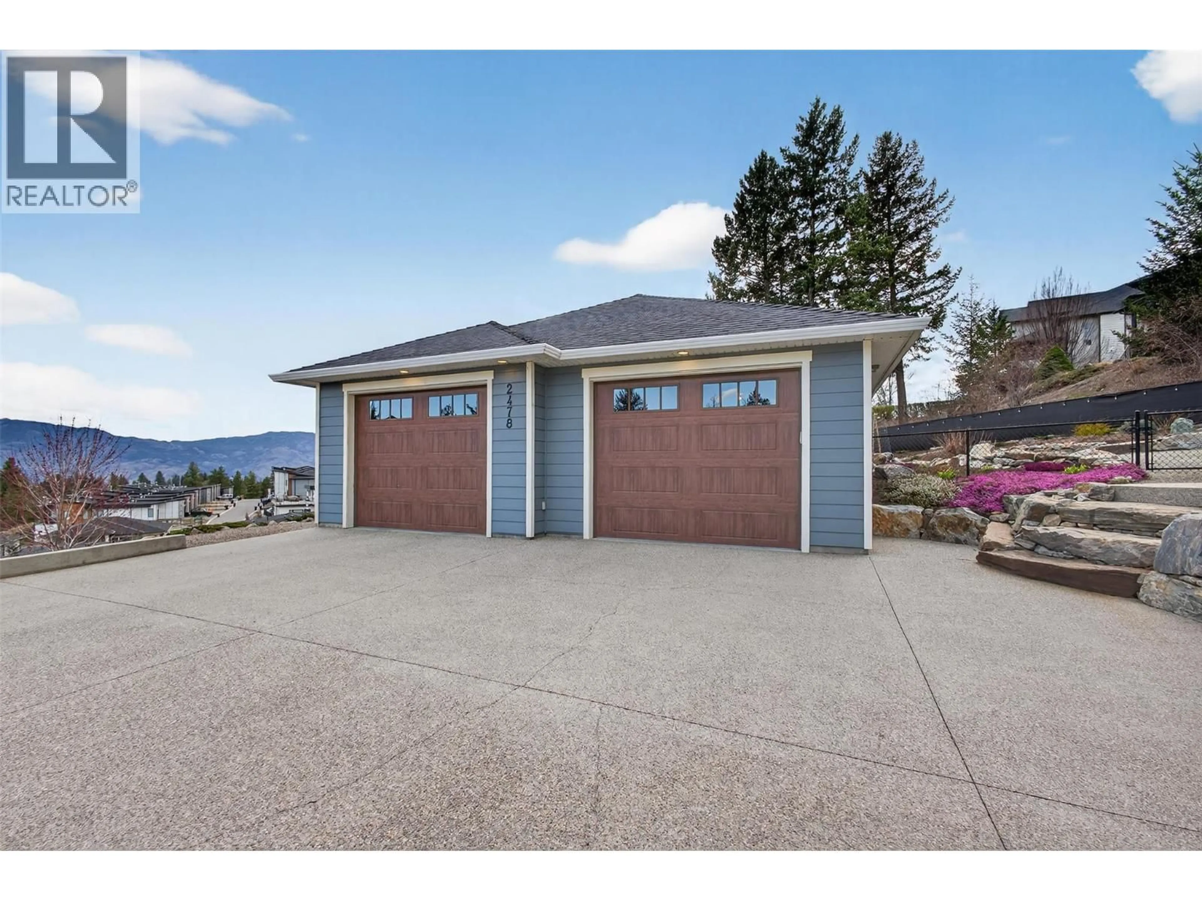 Indoor garage for 2478 STONE GROVE CRESCENT, West Kelowna British Columbia V4T3A8
