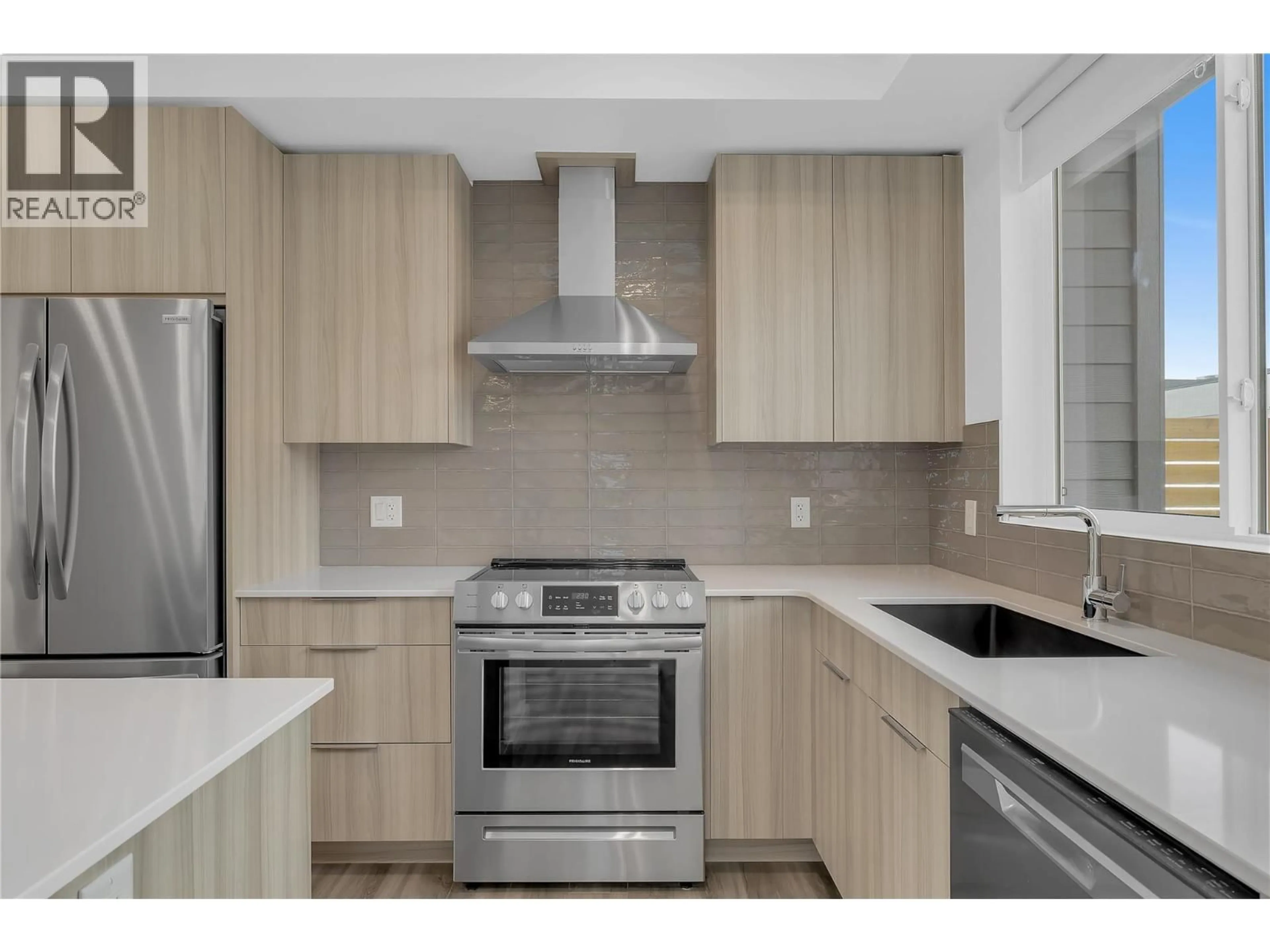 Unknown for 103C - 3642 MISSION SPRINGS DRIVE, Kelowna British Columbia V1W0E1