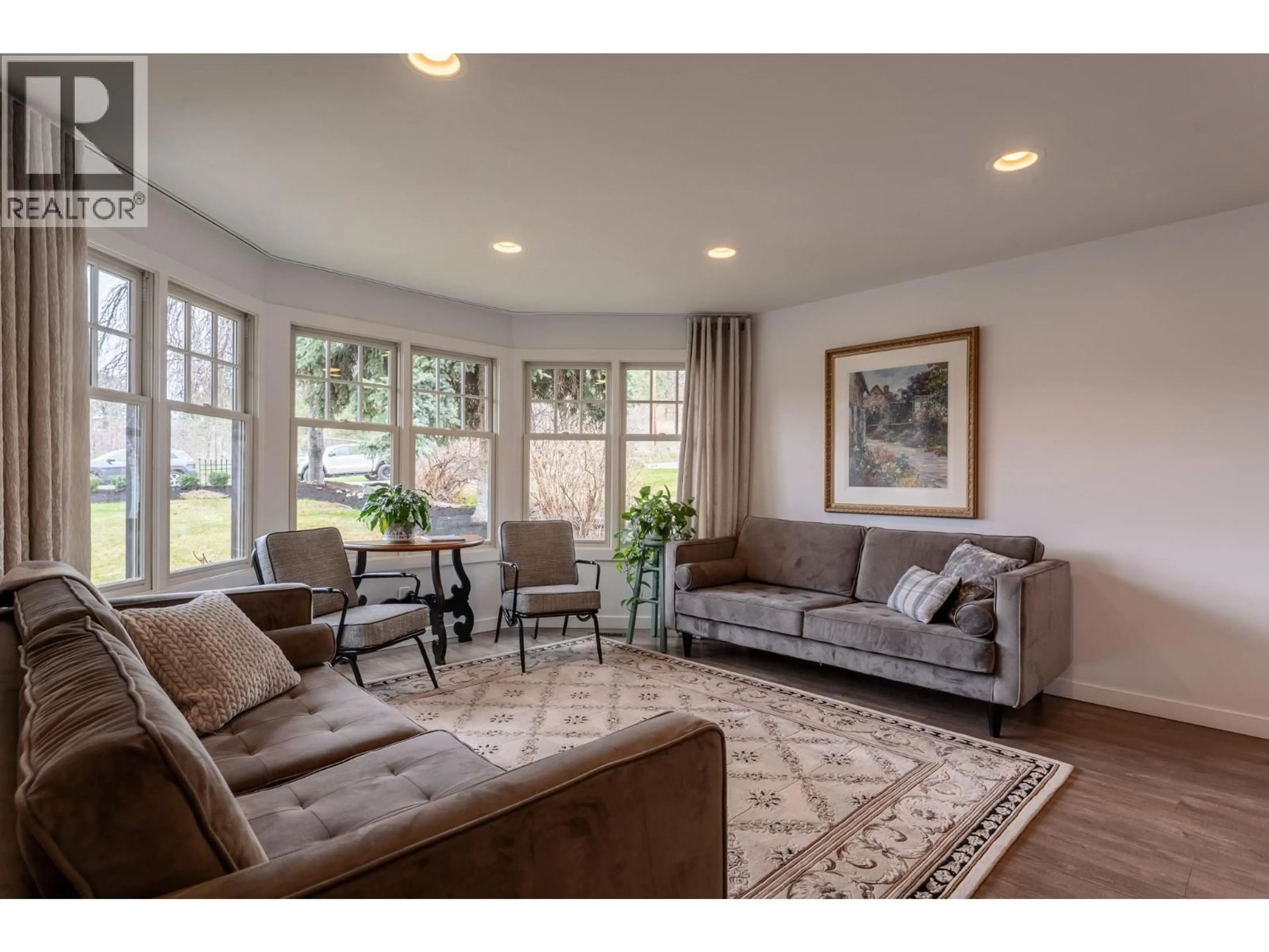 Living room with furniture, unknown for 3625 WATER ROAD, Kelowna British Columbia V1W4G2