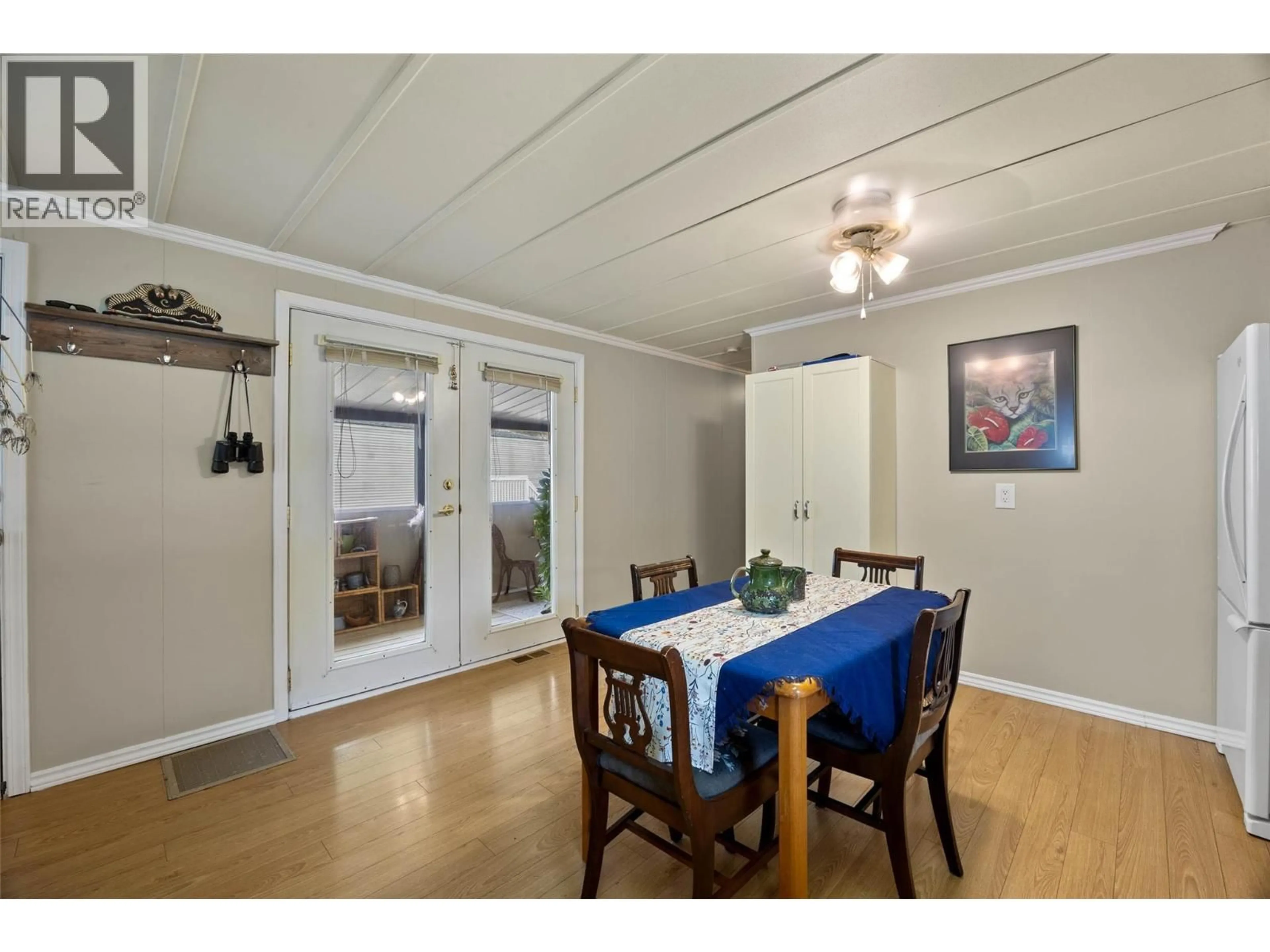 Dining room, wood/laminate floor for 8 - 161 SHUSWAP AVENUE, Chase British Columbia V0E1M0