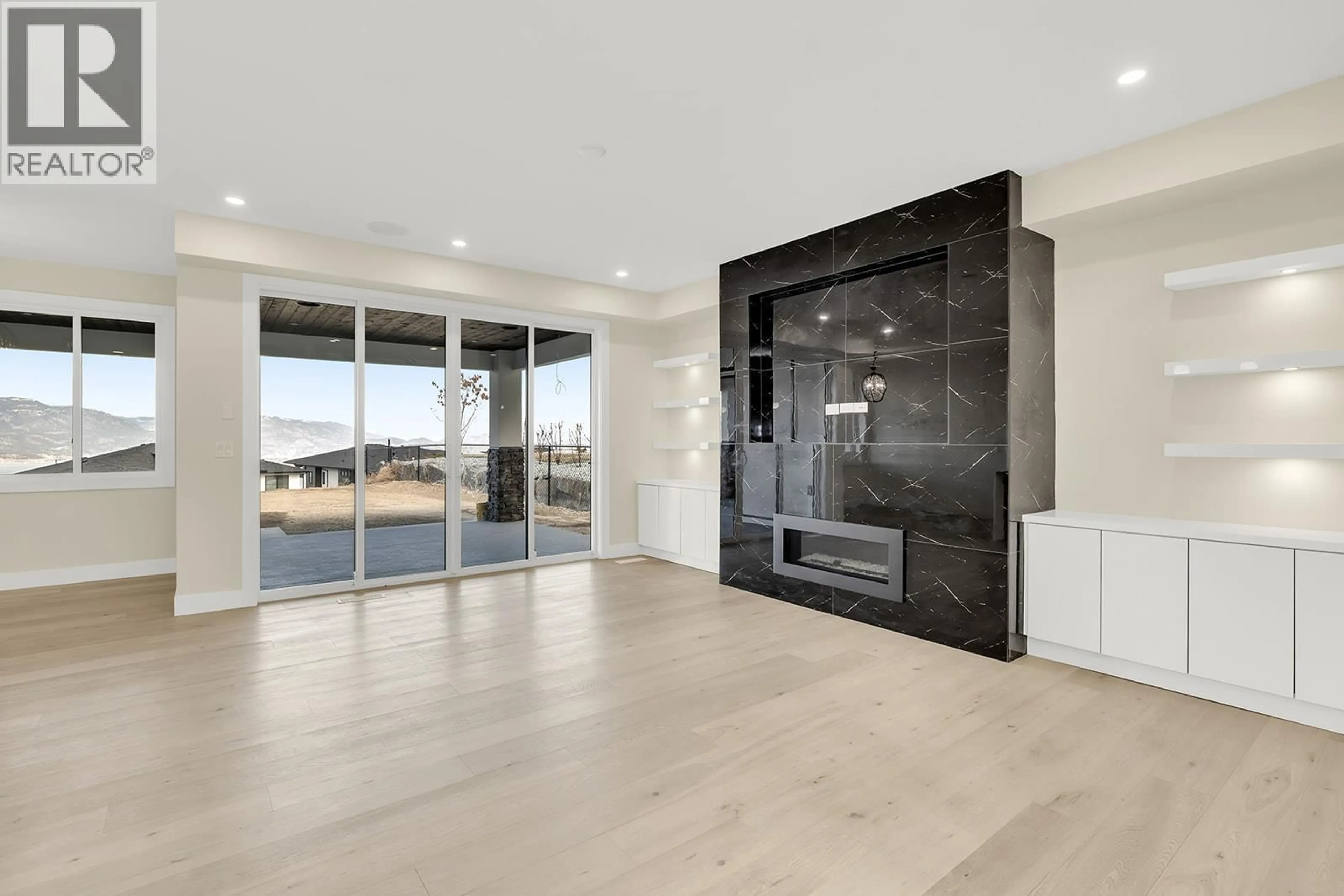 Unknown for 1787 FAWN RUN DRIVE, Kelowna British Columbia V1W5N9