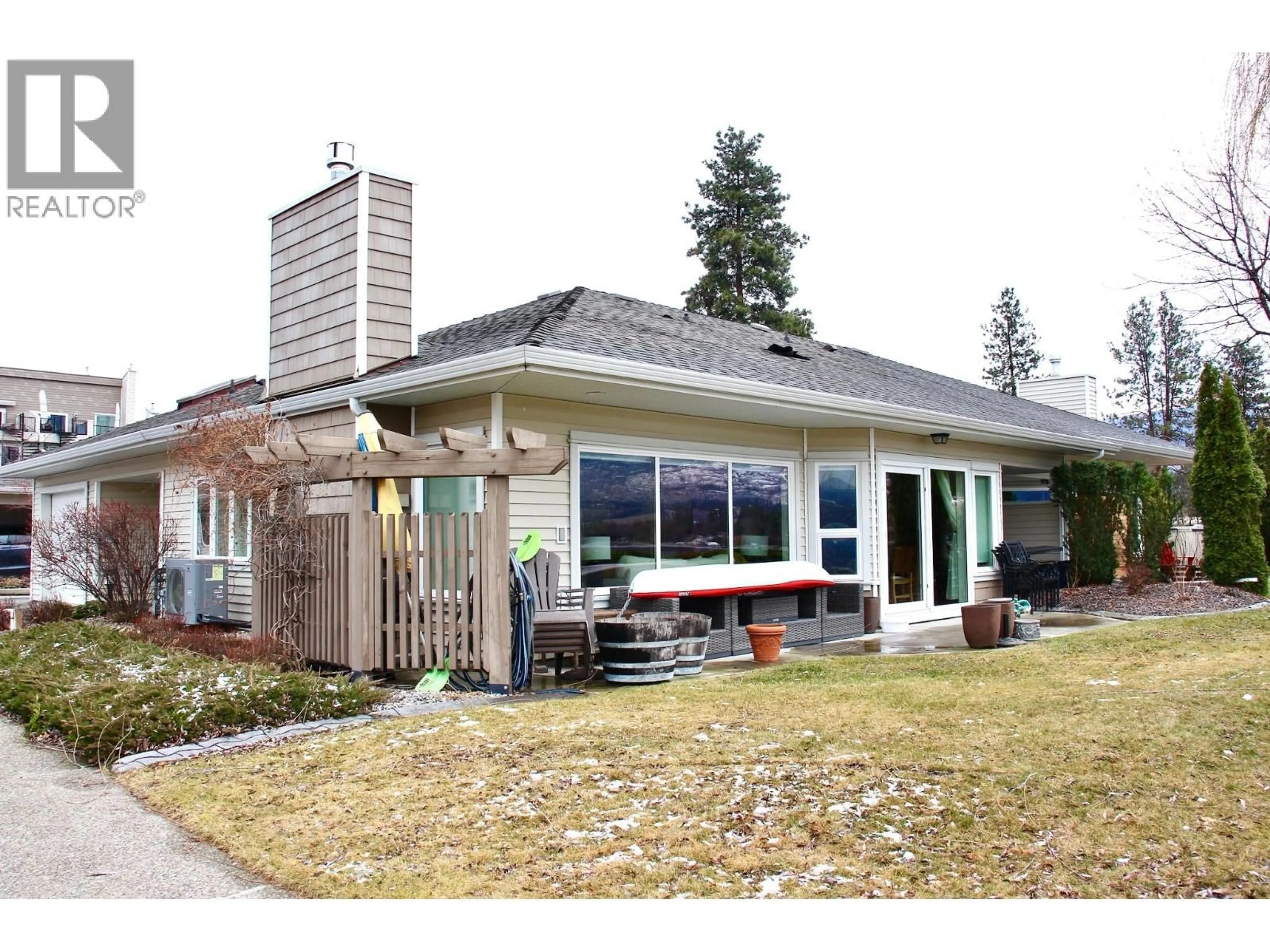 Patio, unknown for 406 - 4004 BLUEBIRD ROAD, Kelowna British Columbia V1W1X6