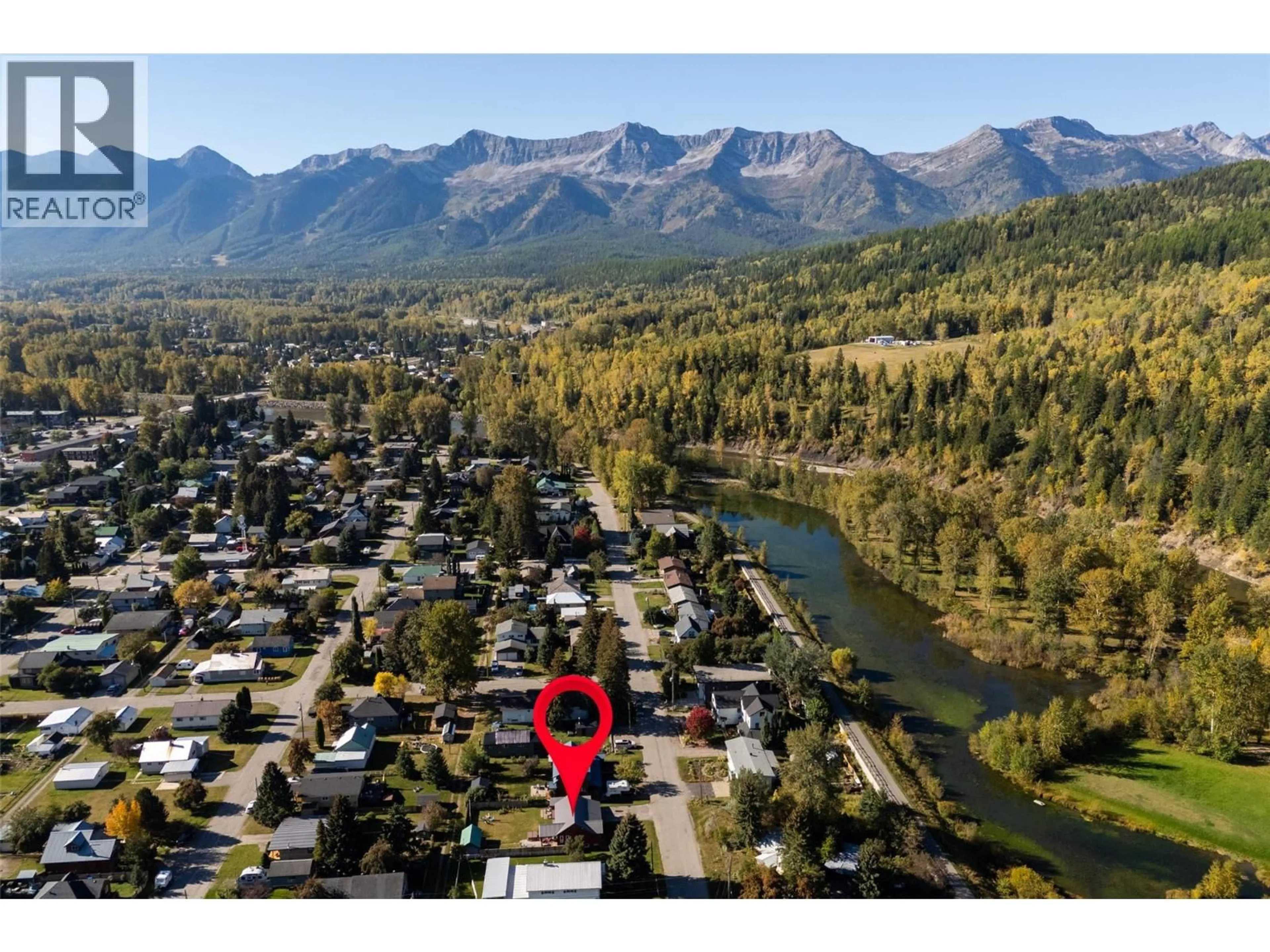A pic from outside/outdoor area/front of a property/back of a property/a pic from drone, mountain view for 862 11TH AVENUE, Fernie British Columbia V0B1M0