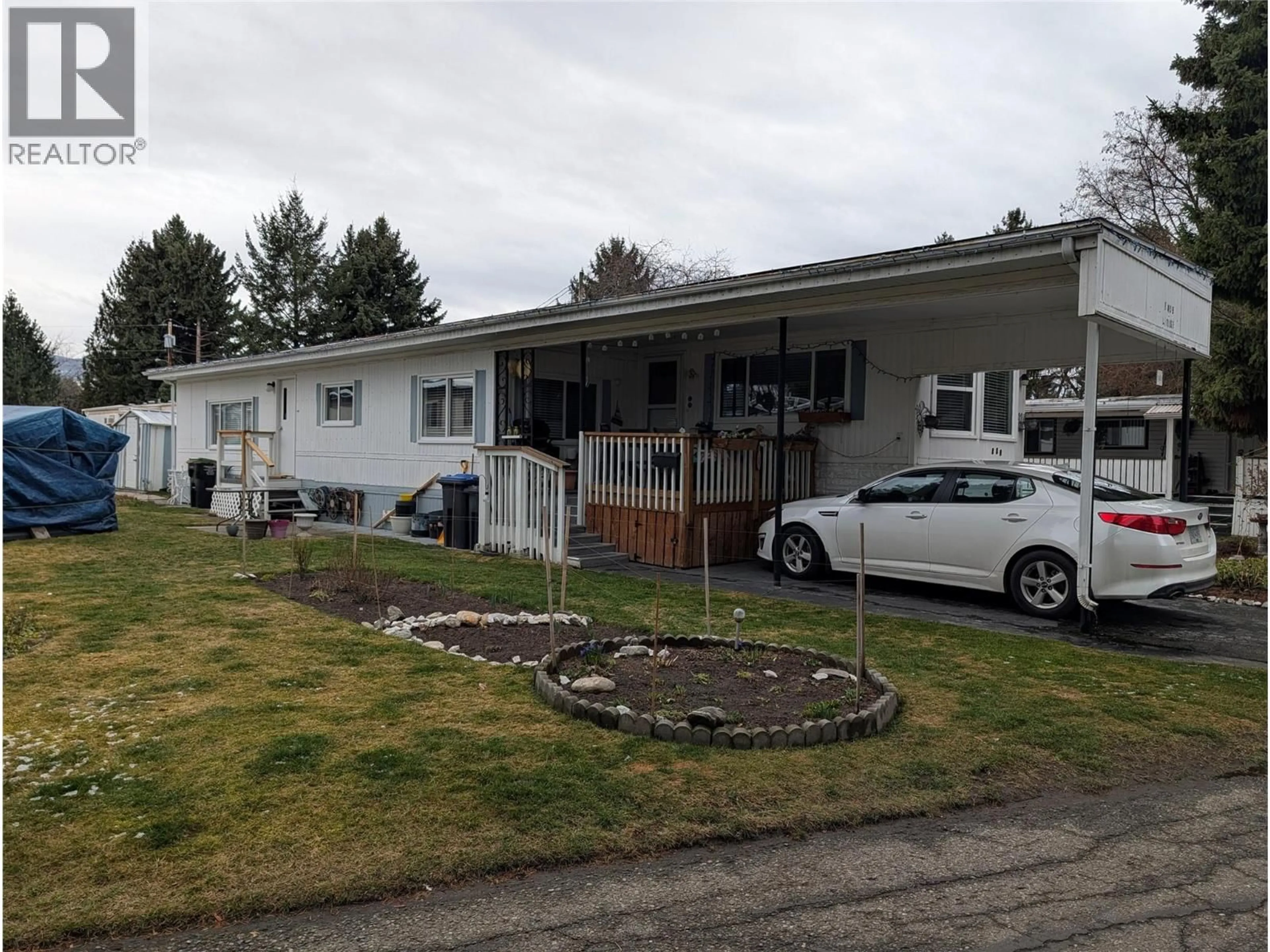 Unknown for 101 - 3535 CASORSO ROAD, Kelowna British Columbia V1W3E1