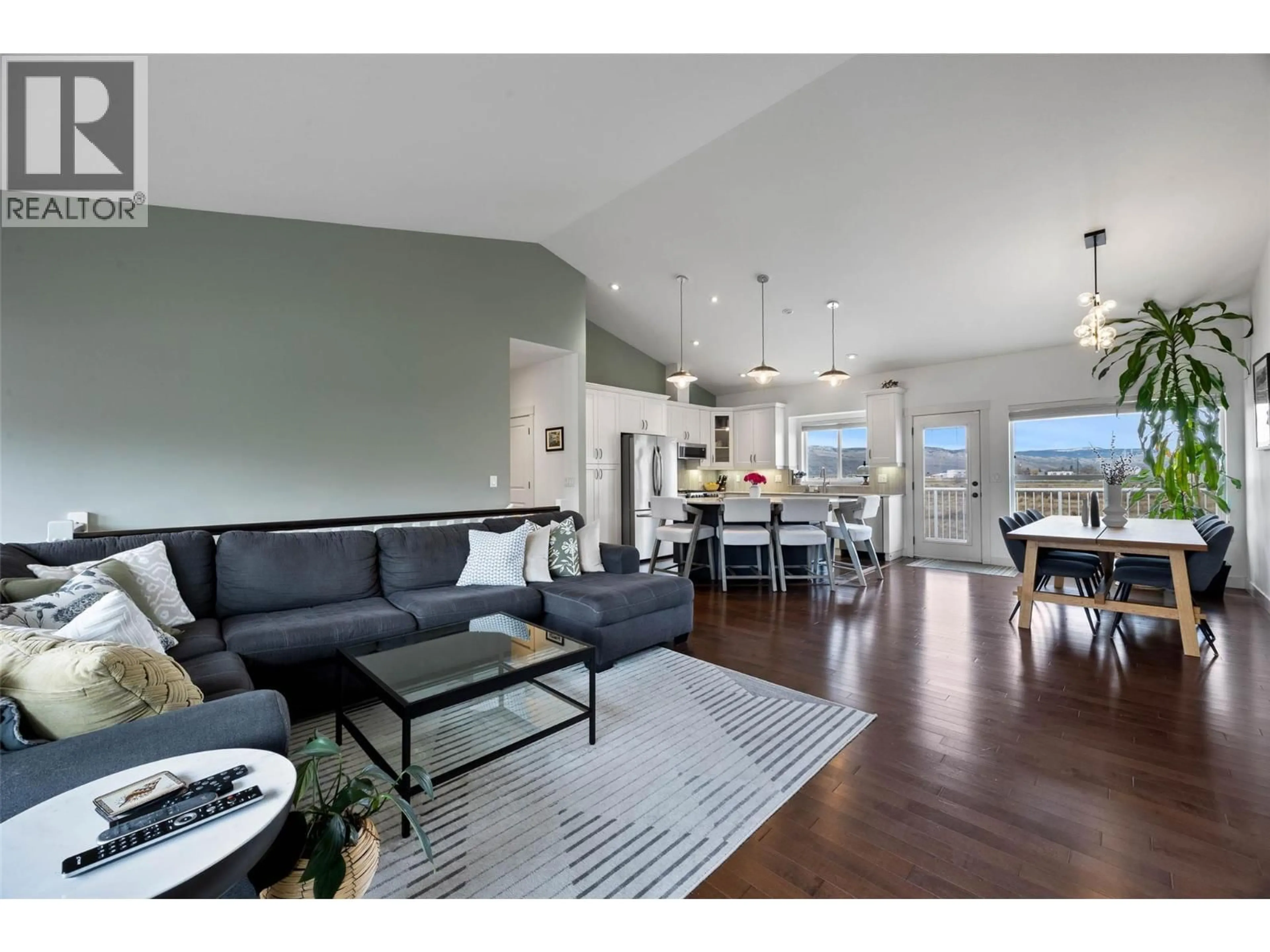 Living room with furniture, unknown for 1120 MORAY STREET, Kamloops British Columbia V2B0C2