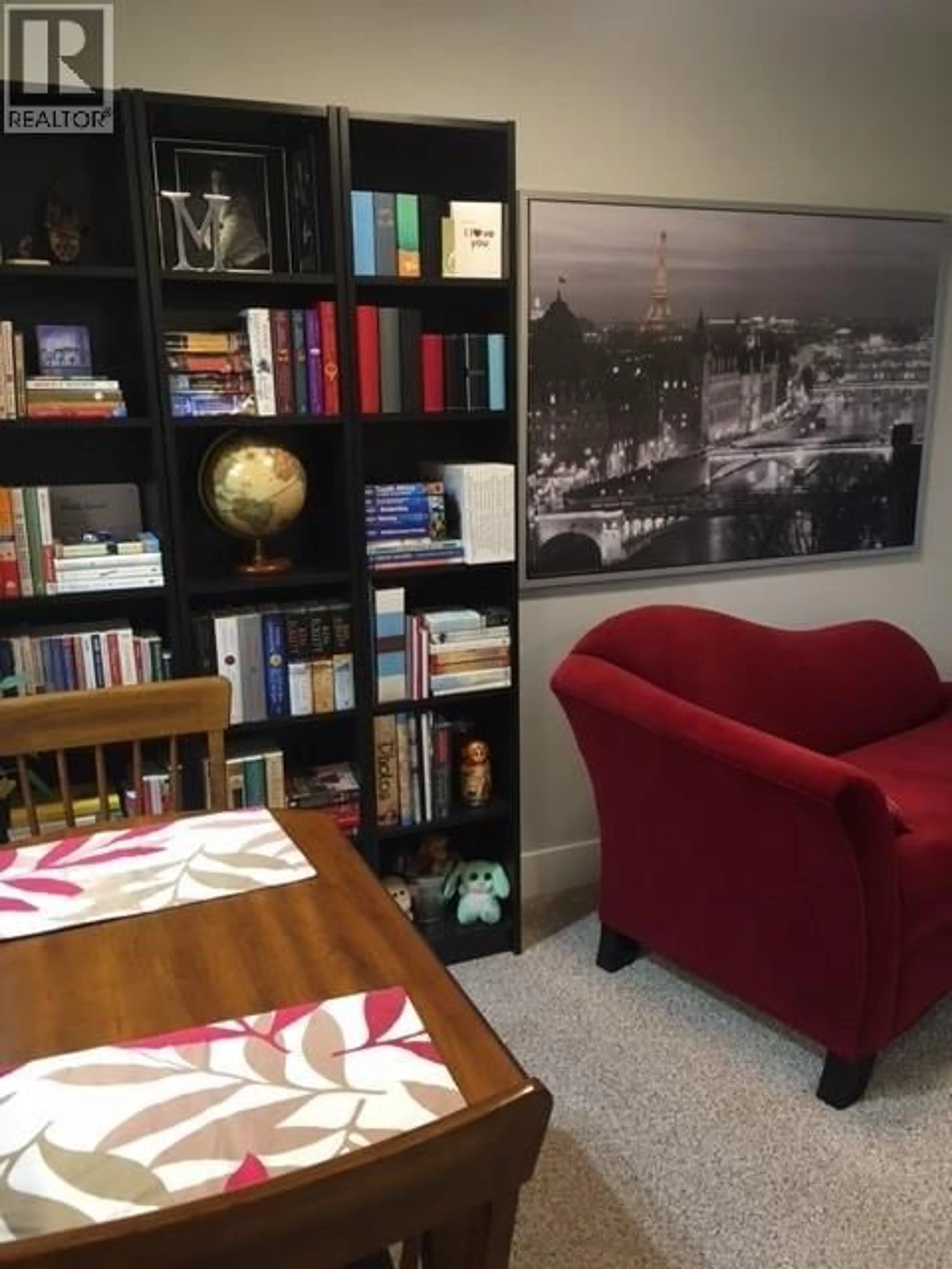 Living room with furniture, unknown for 301 - 256 HASTINGS AVENUE, Penticton British Columbia V2A2V6