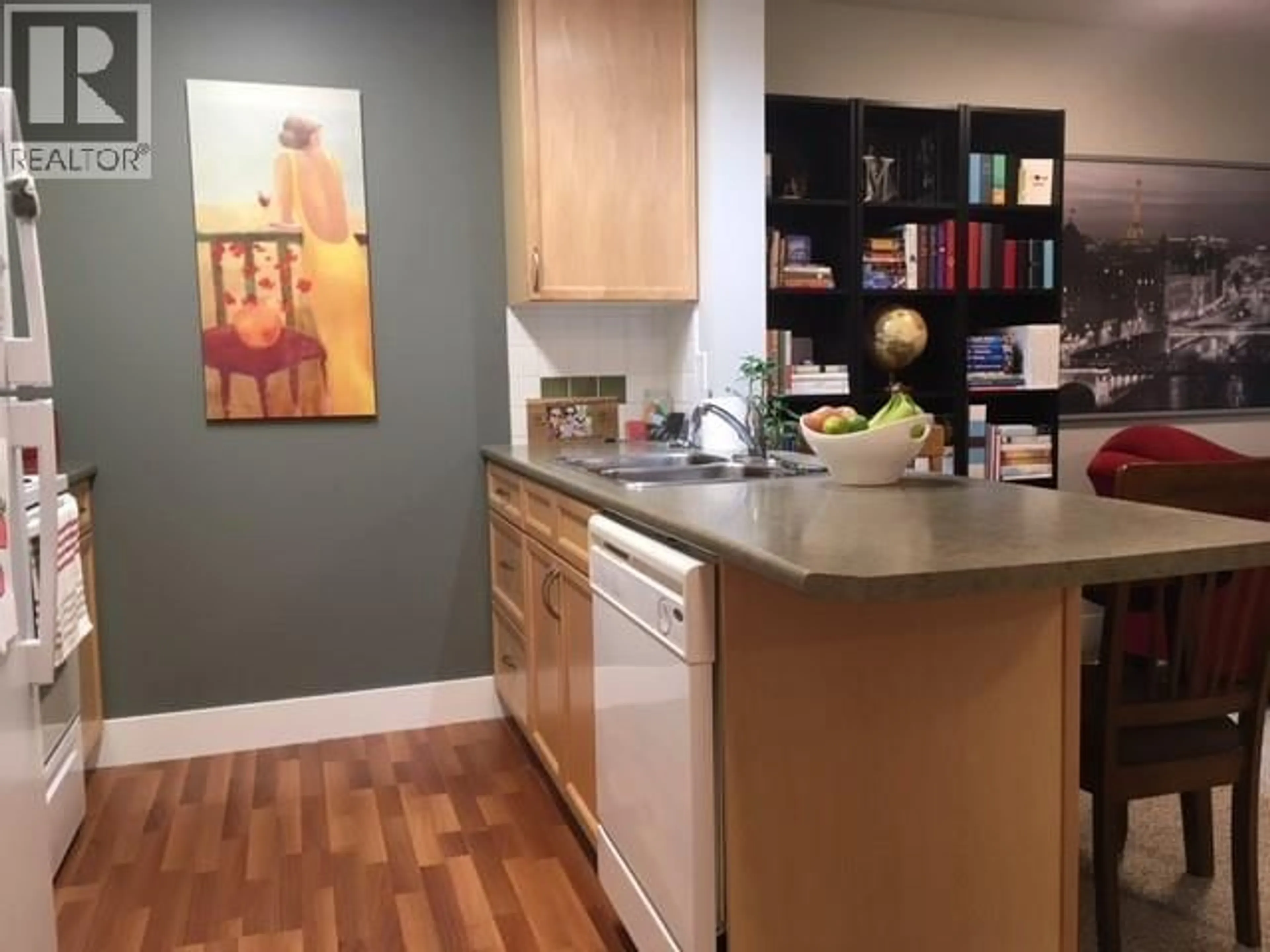 Unknown for 301 - 256 HASTINGS AVENUE, Penticton British Columbia V2A2V6