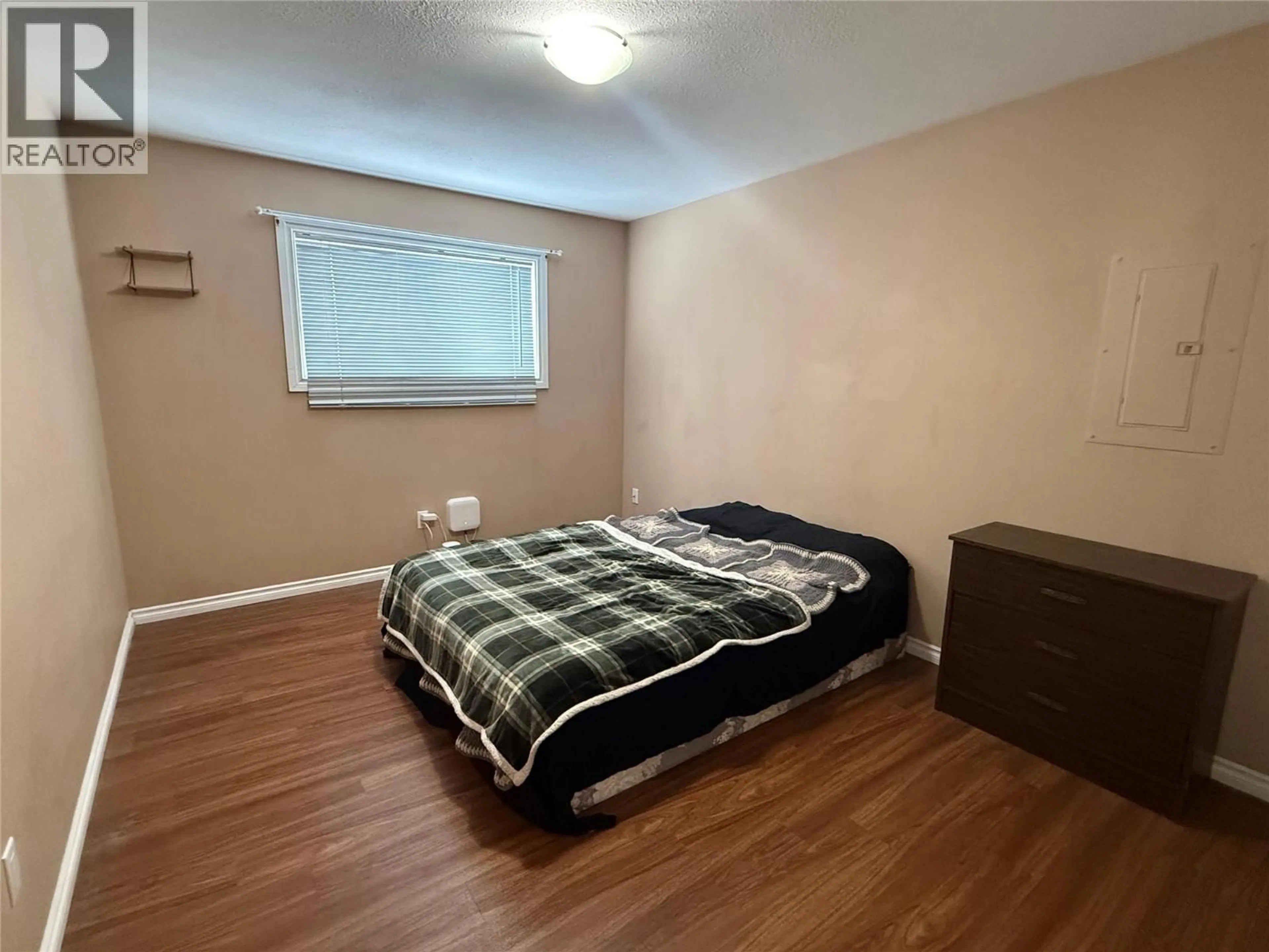 A pic of a room for 803 88 AVENUE, Dawson Creek British Columbia V1G0A8