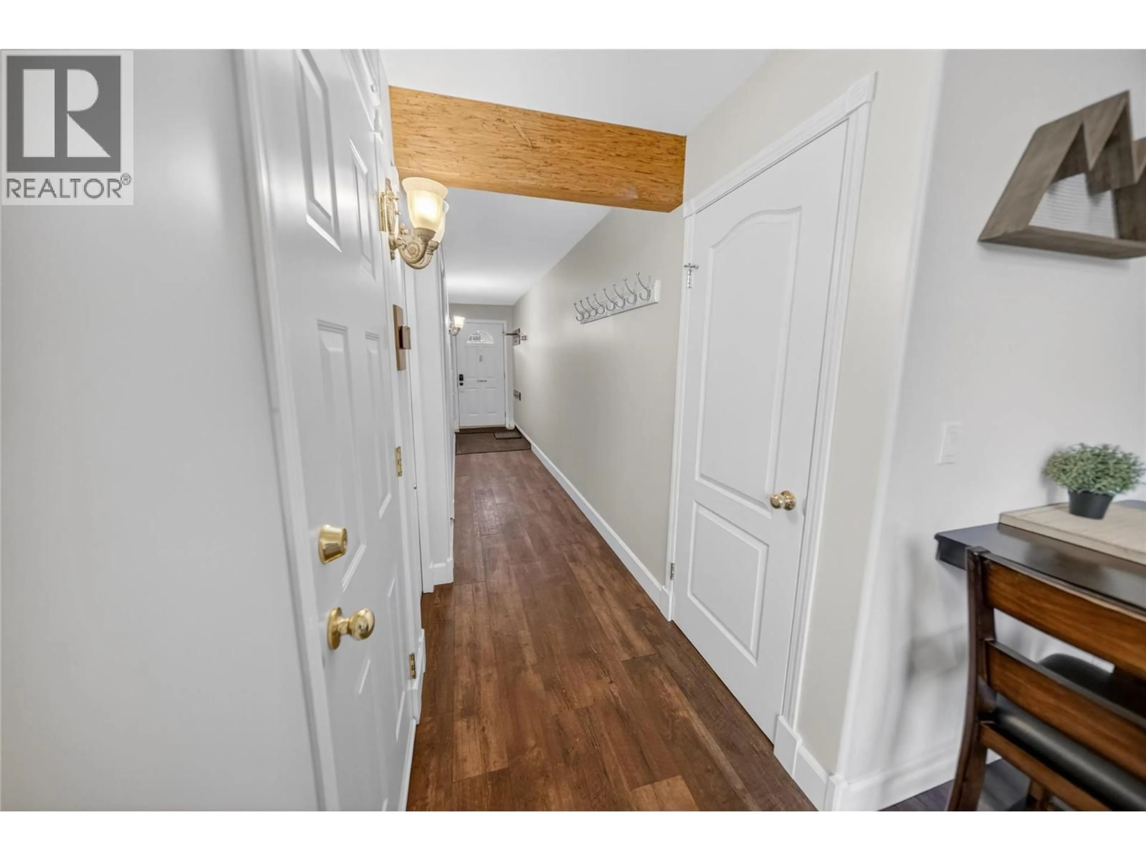 Indoor entryway for 1225 - 1200 RIVERSIDE WAY, Fernie British Columbia V0B1M7