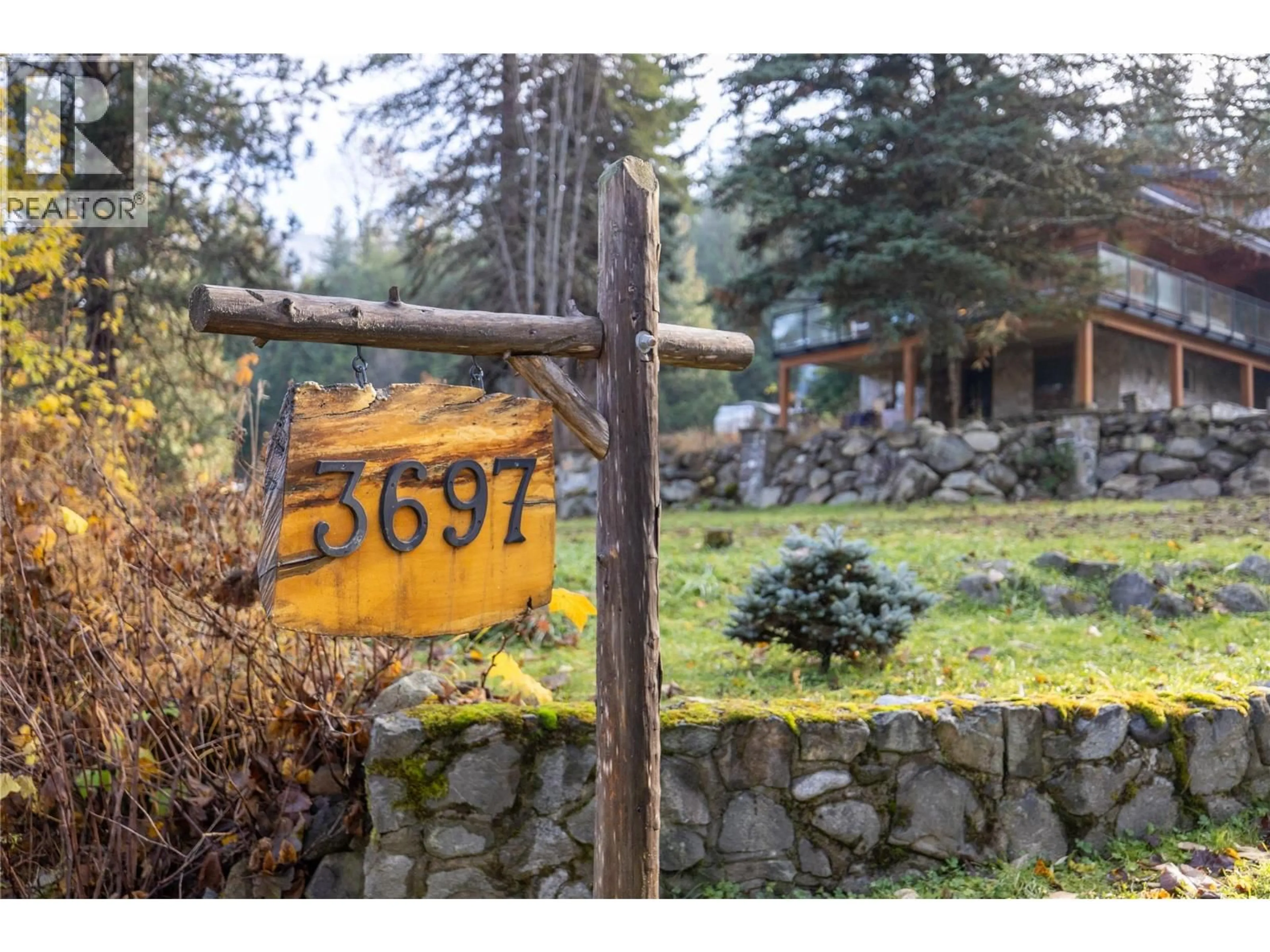 Unknown for 3697 BLEWETT ROAD, Nelson British Columbia V1L6V8