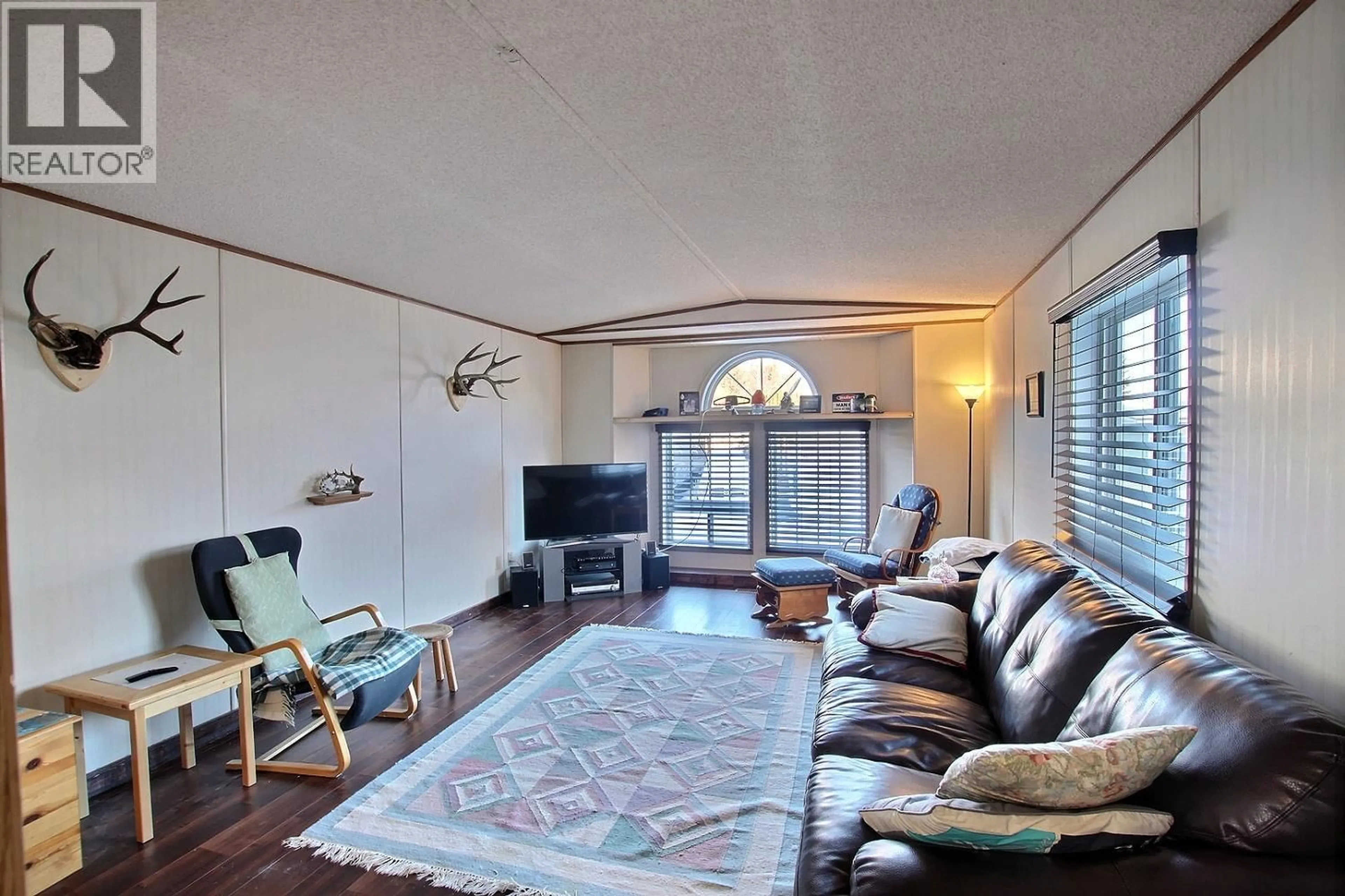 Living room with furniture, unknown for 89 - 1555 HOWE ROAD, Kamloops British Columbia V1S1Y4