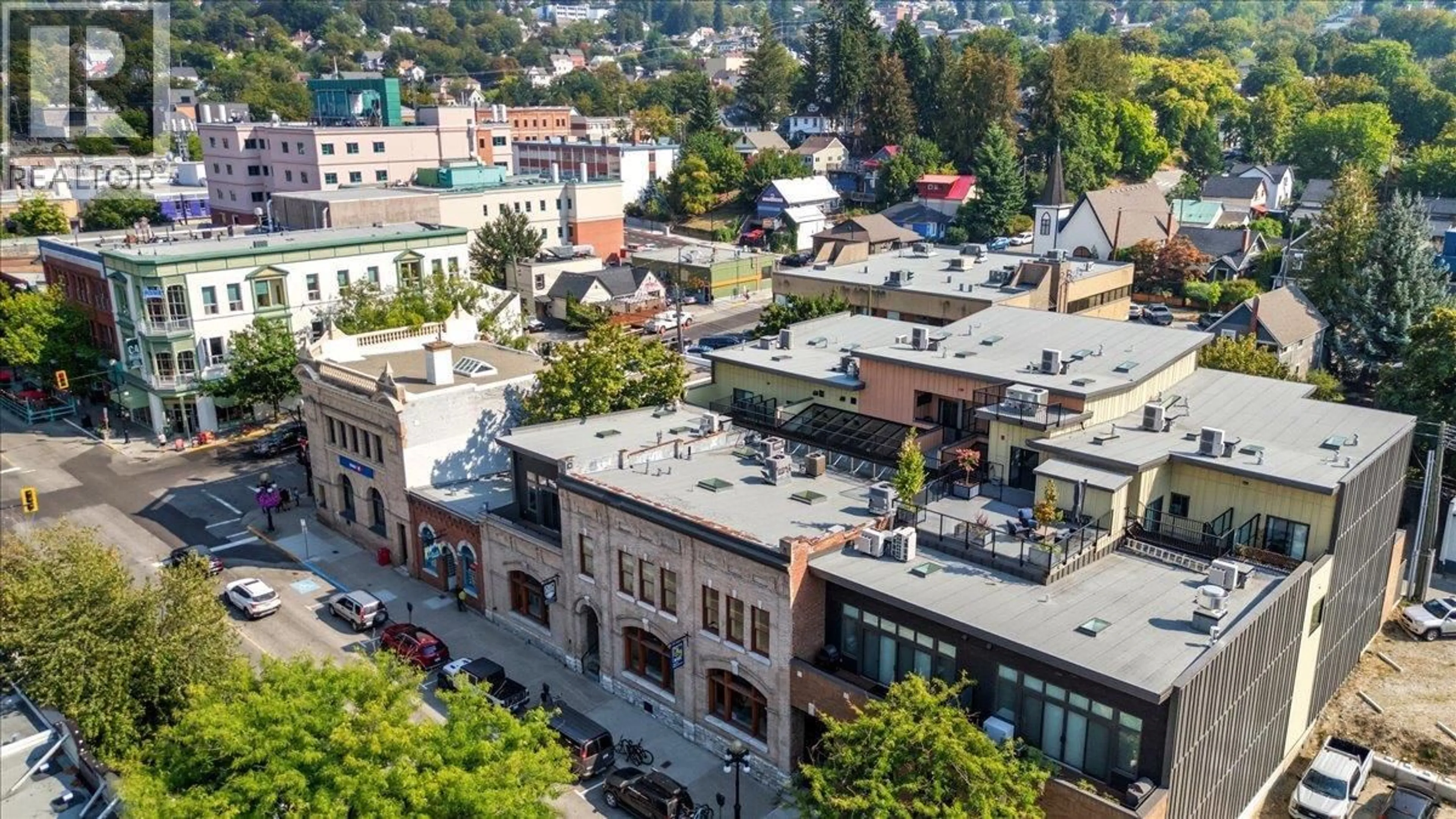 A pic from outside/outdoor area/front of a property/back of a property/a pic from drone, city buildings view from balcony for 17 - 266 BAKER STREET, Nelson British Columbia V1L4H3