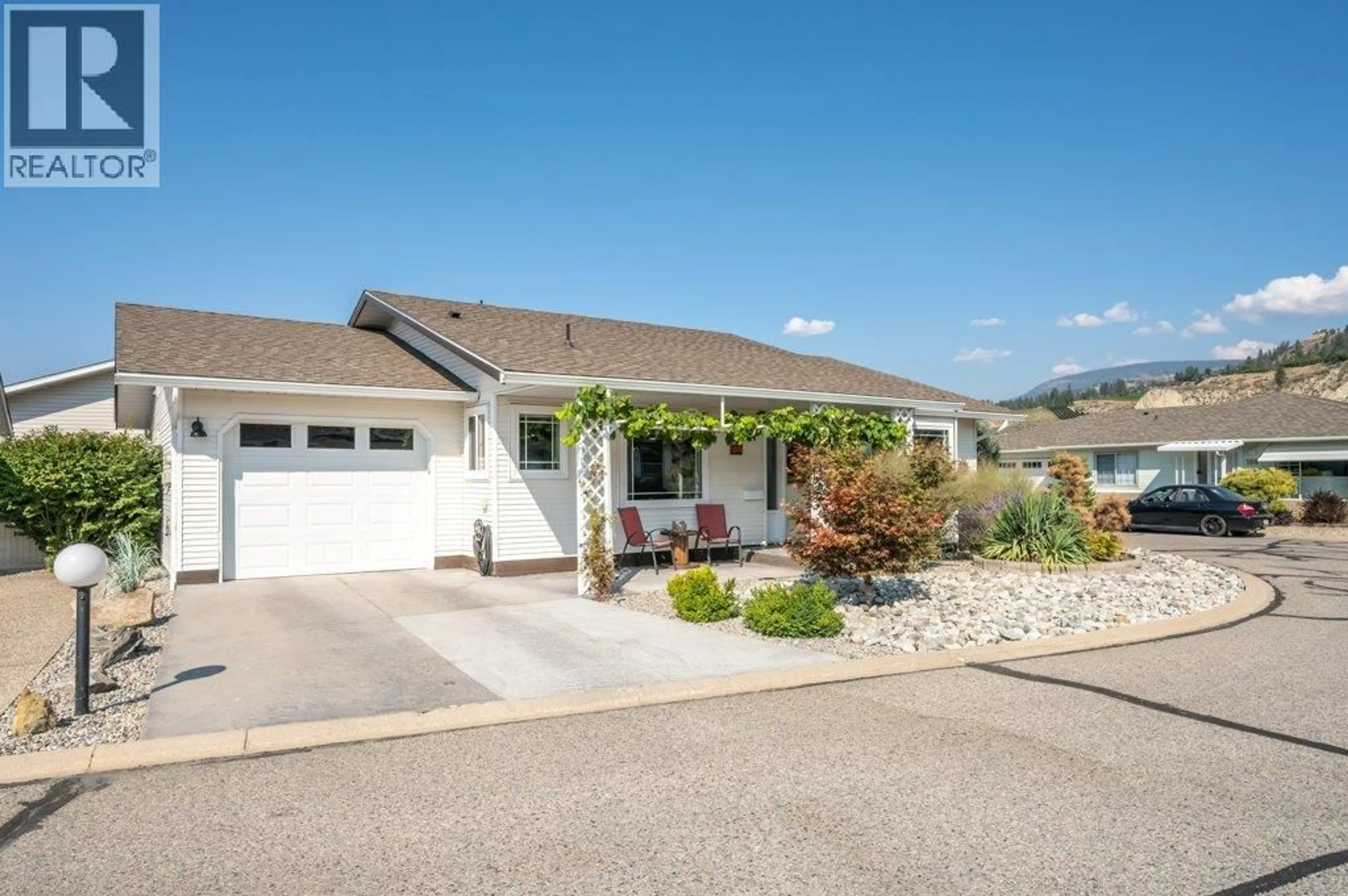 Home with vinyl exterior material, street for 106 - 3400 WILSON STREET, Penticton British Columbia V2A8E3