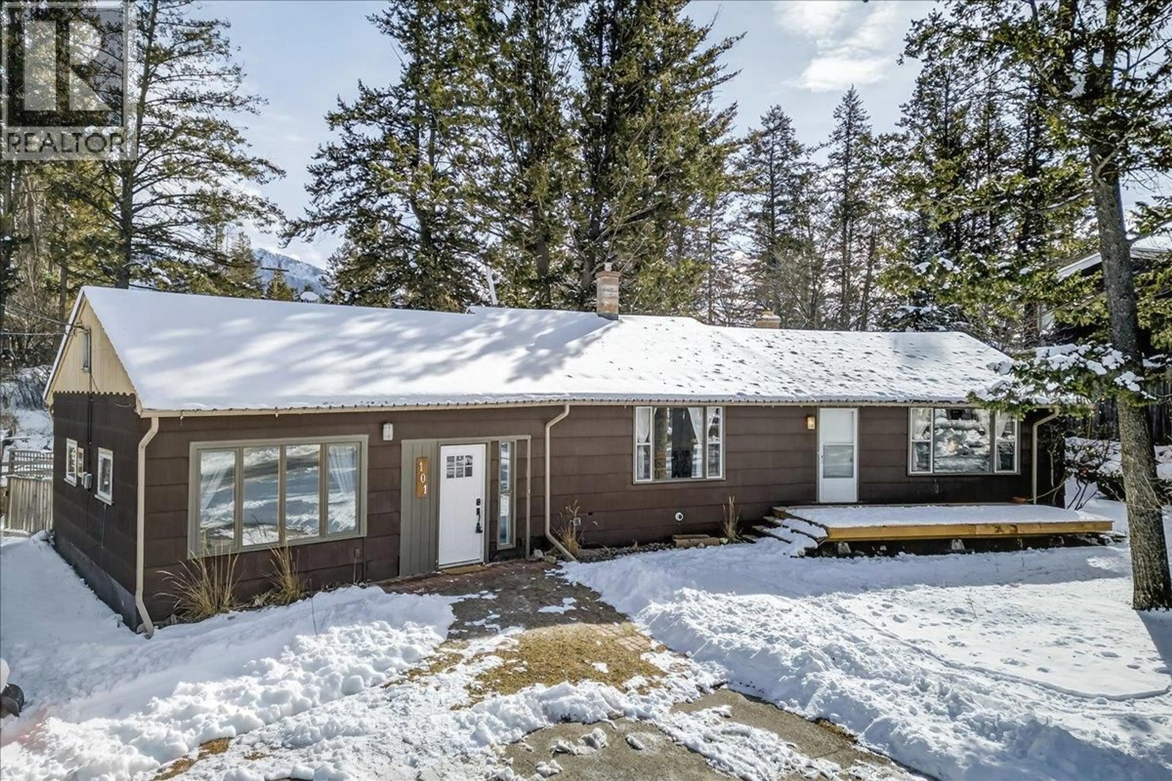A pic from outside/outdoor area/front of a property/back of a property/a pic from drone, unknown for 101 11TH AVENUE, Invermere British Columbia V0A1K0