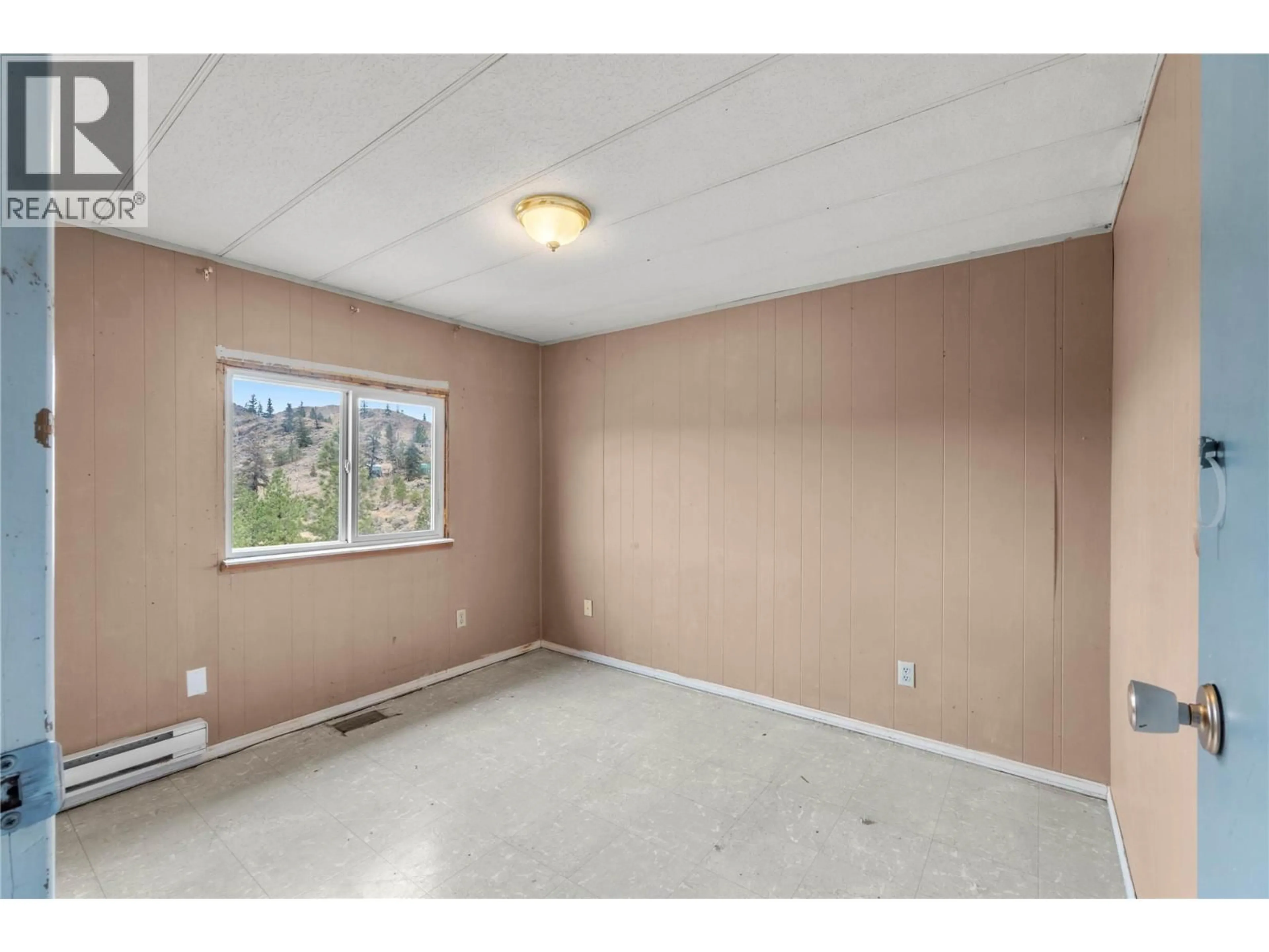 A pic of a room for 5165 TRANS CANADA HIGHWAY WEST, Kamloops British Columbia V1S2A5
