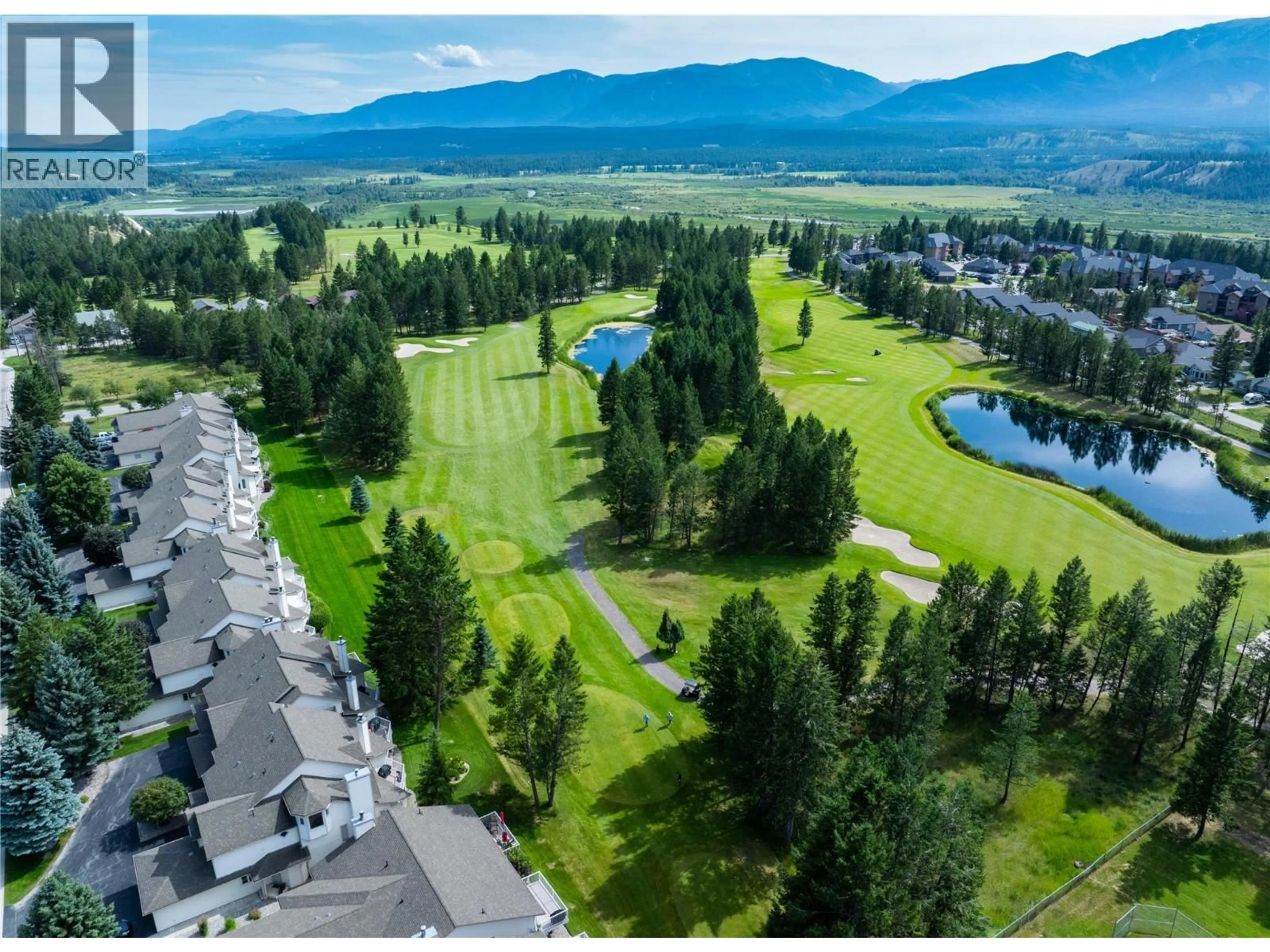 A pic from outside/outdoor area/front of a property/back of a property/a pic from drone, mountain view for 17 - 7525 COLUMBIA AVENUE, Radium Hot Springs British Columbia V0A1M0