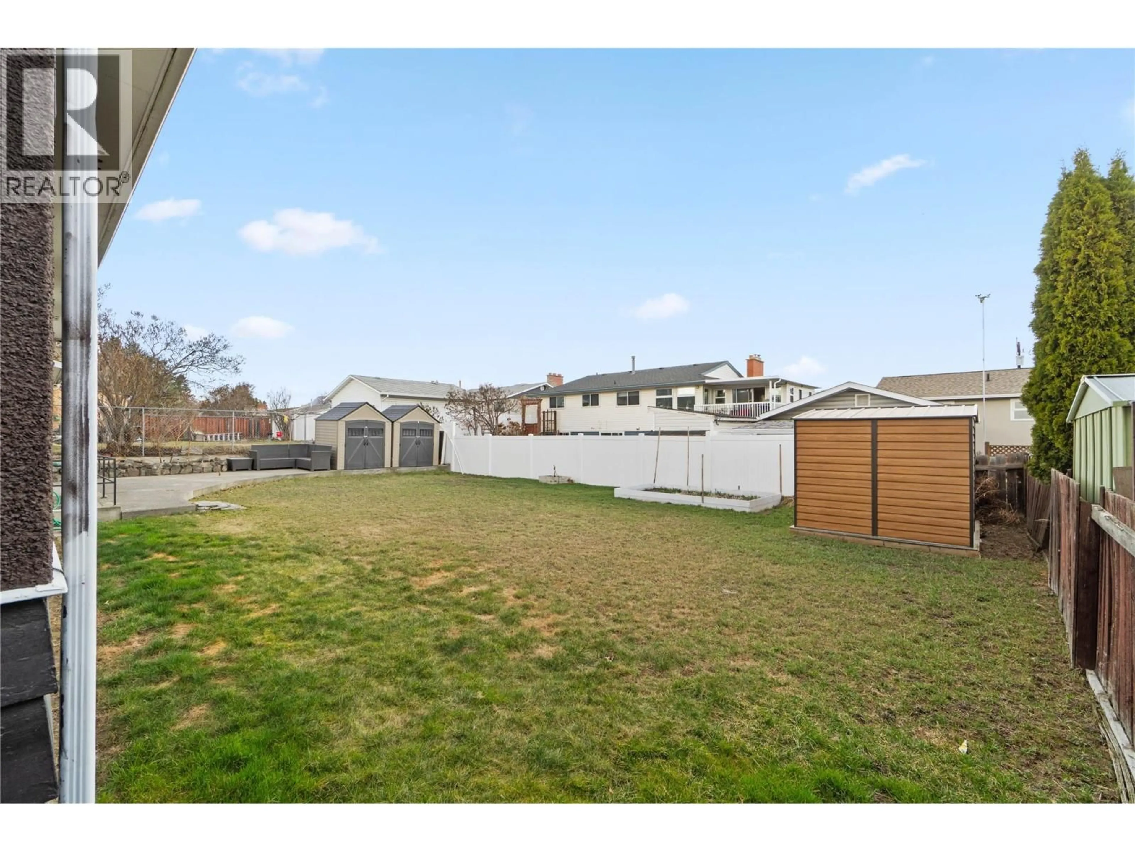 Unknown for 654 PATRICIA AVENUE, Kamloops British Columbia V2B1Y8